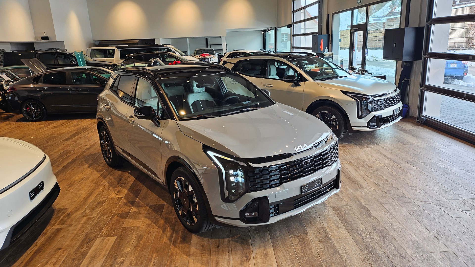 KIA Sportage 1.6T-GDi PHEV GT-Line 4x4 A-image-5