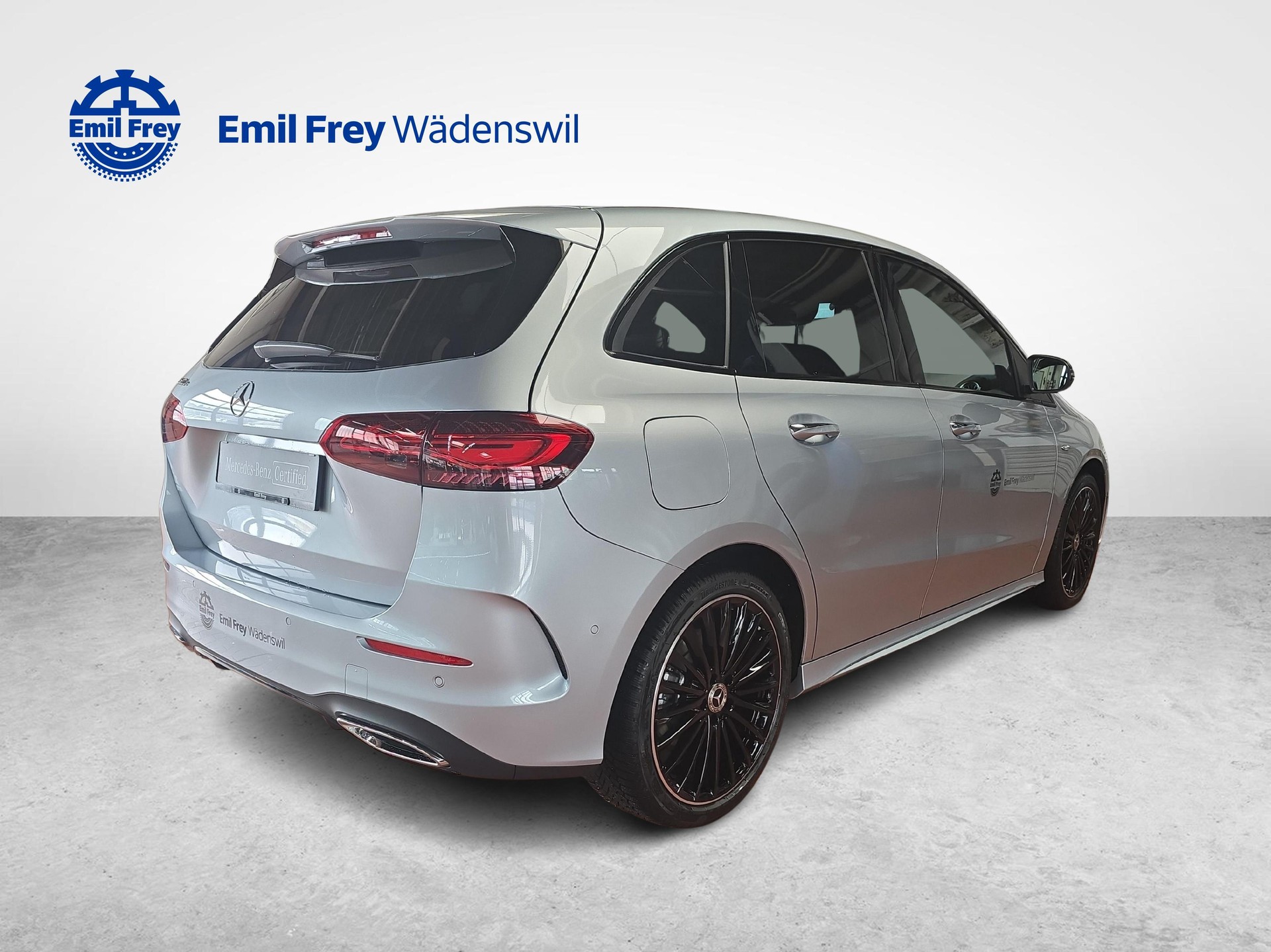 MERCEDES-BENZ B 250 e EQ Star AMG Line-image-3