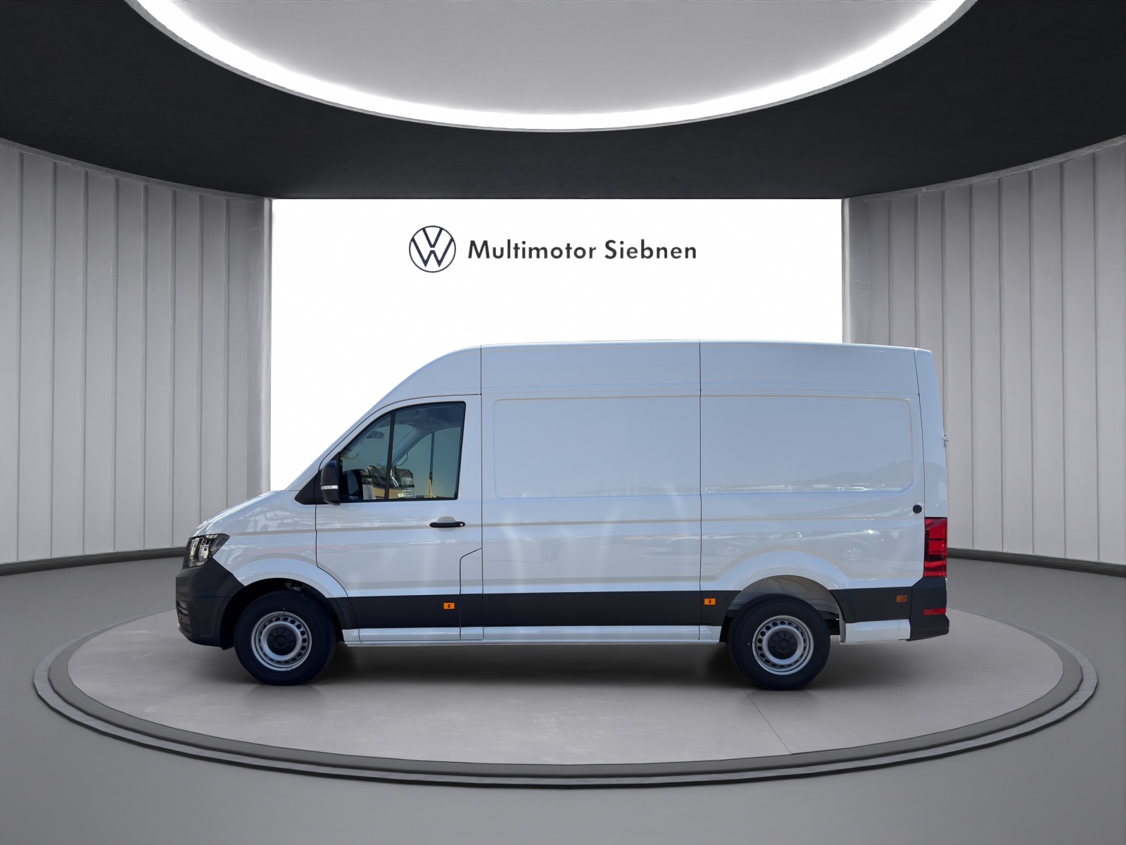 VW Crafter 35 2.0 TDI L3 HD A-image-1