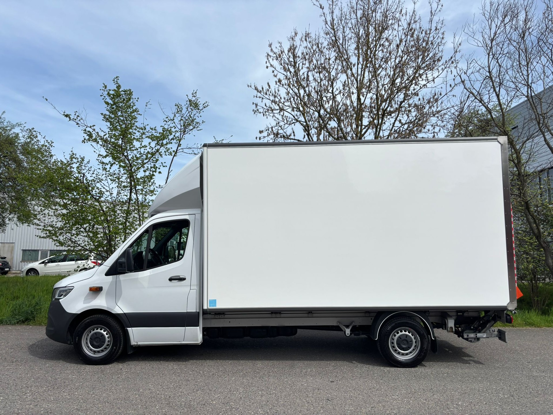 MERCEDES-BENZ Sprinter 319 CDI Lang 9G-TRONIC-image-1