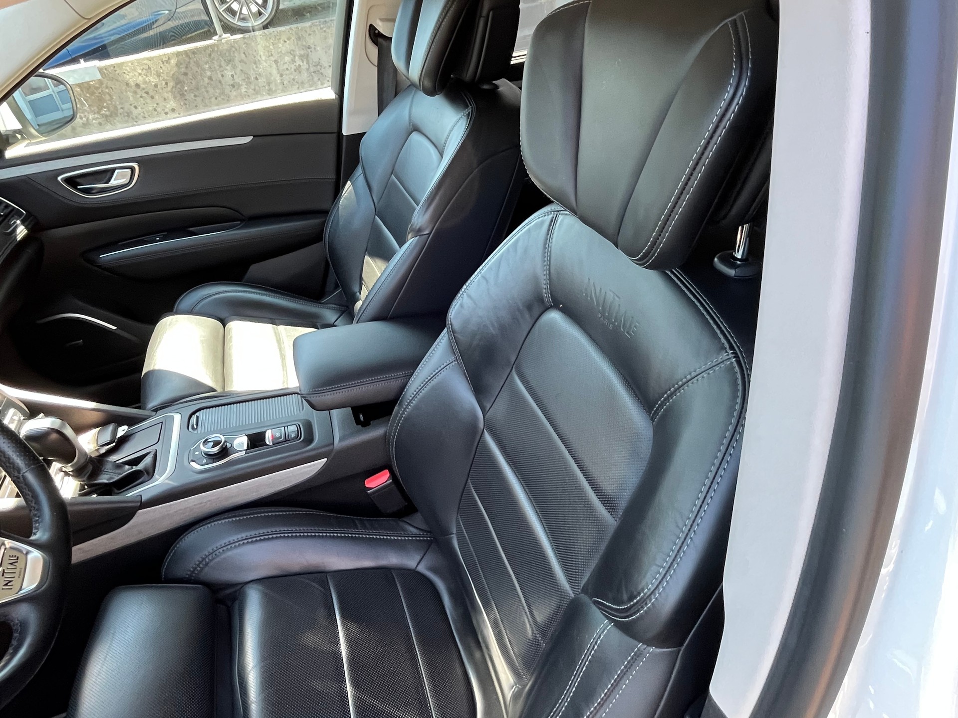 RENAULT Talisman Grandtour 1.6 TCe Initiale EDC+++TOPAUSSTATTUNG+++IM SCHÖNEN PERLWEISS+++-image-6