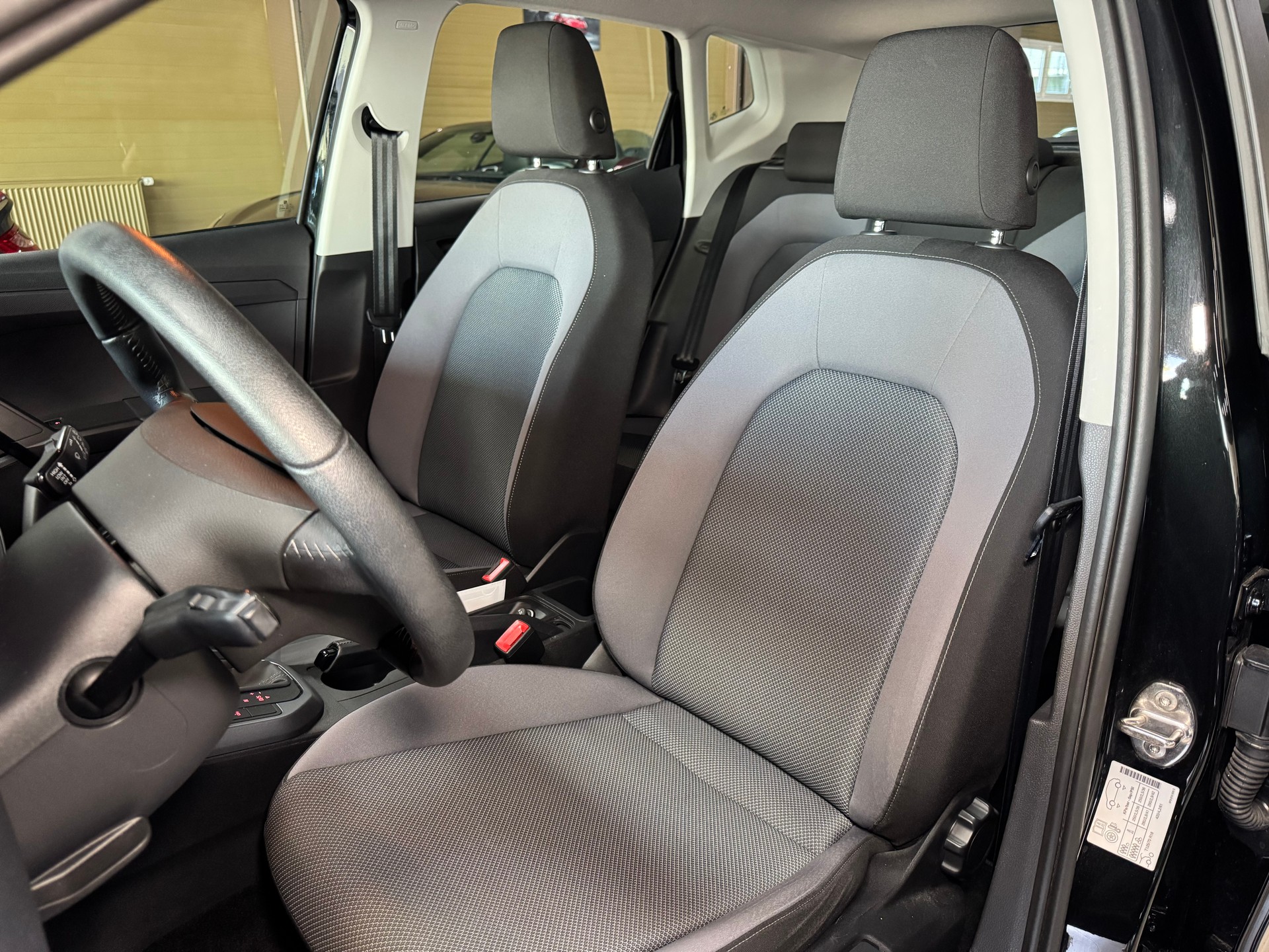 SEAT Arona 1.0 TSI Eco Style DSG-image-13