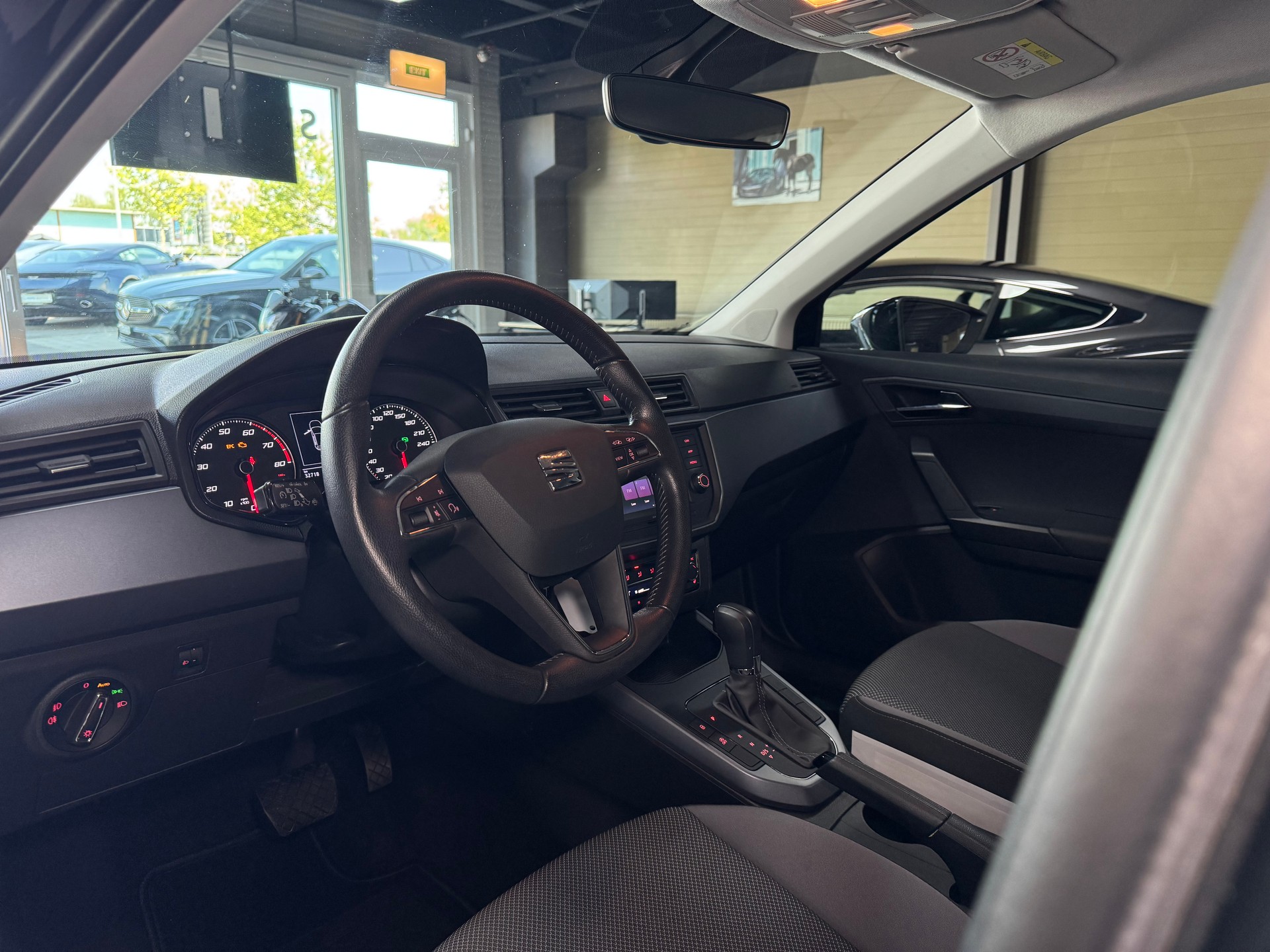 SEAT Arona 1.0 TSI Eco Style DSG-image-11