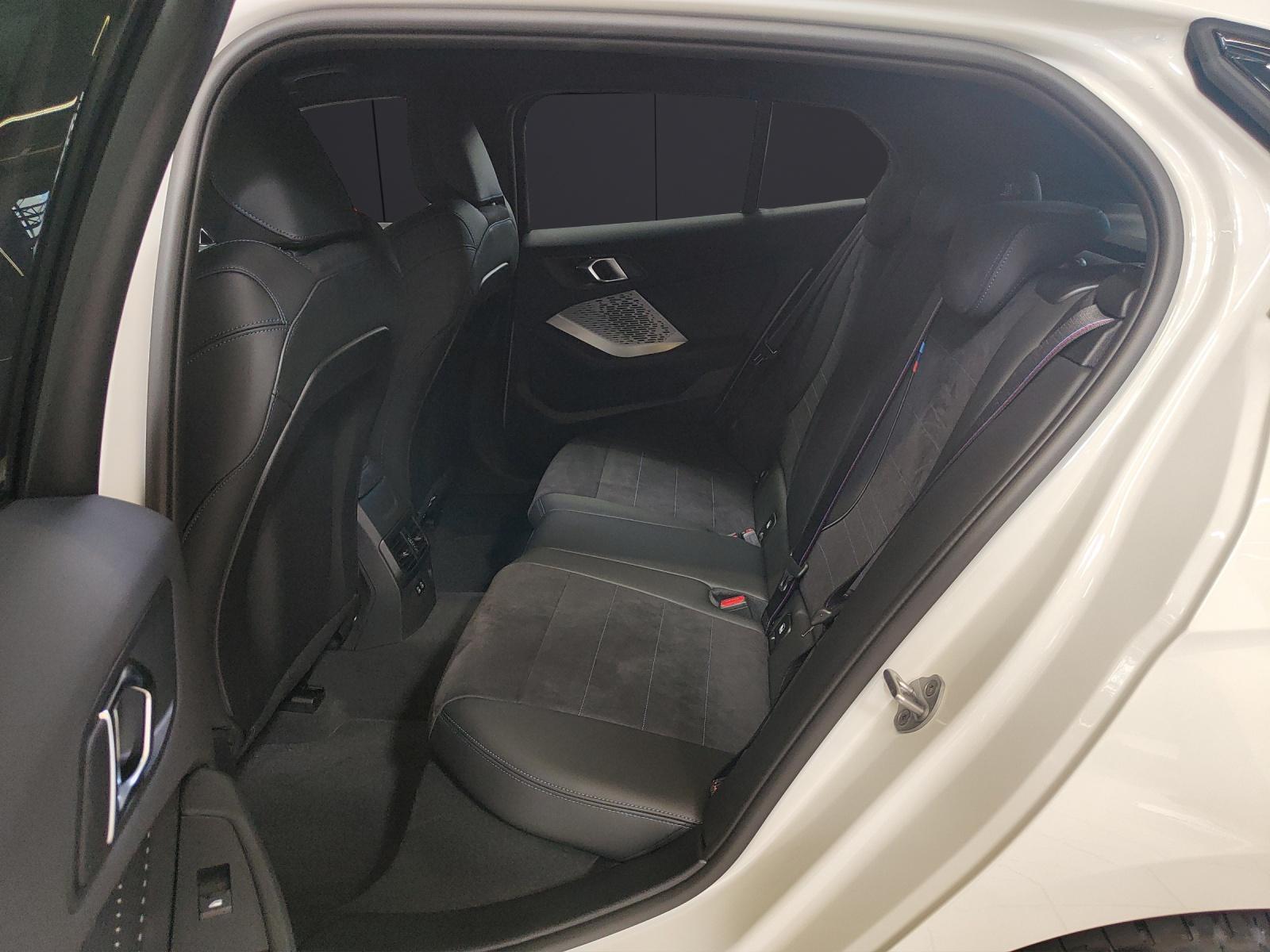 BMW 123 xDrive-image-16