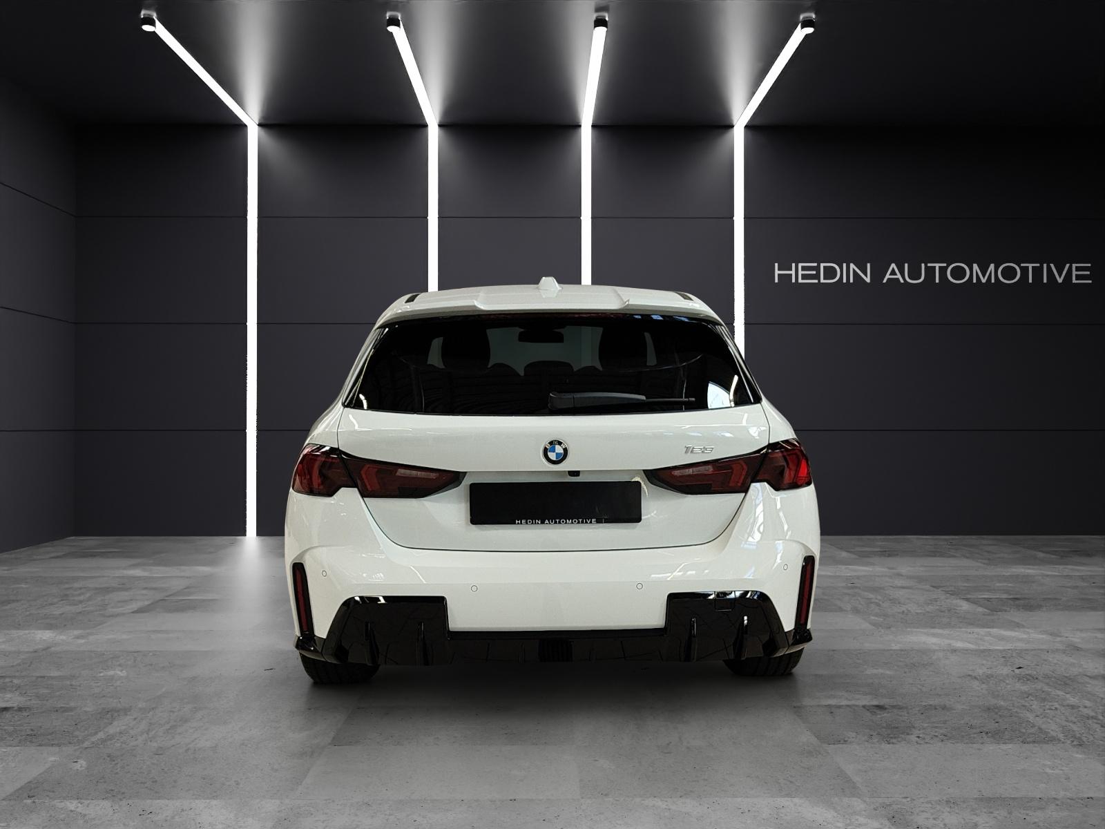 BMW 123 xDrive-image-4