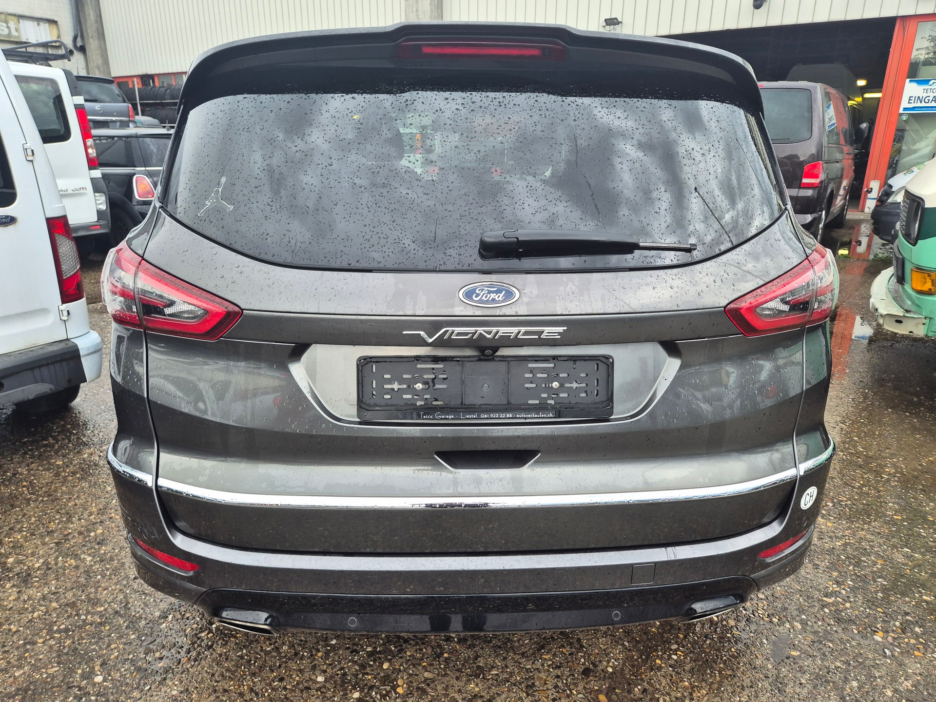 FORD S-Max 2.0 TDCi Vignale AWD PowerShift-image-4