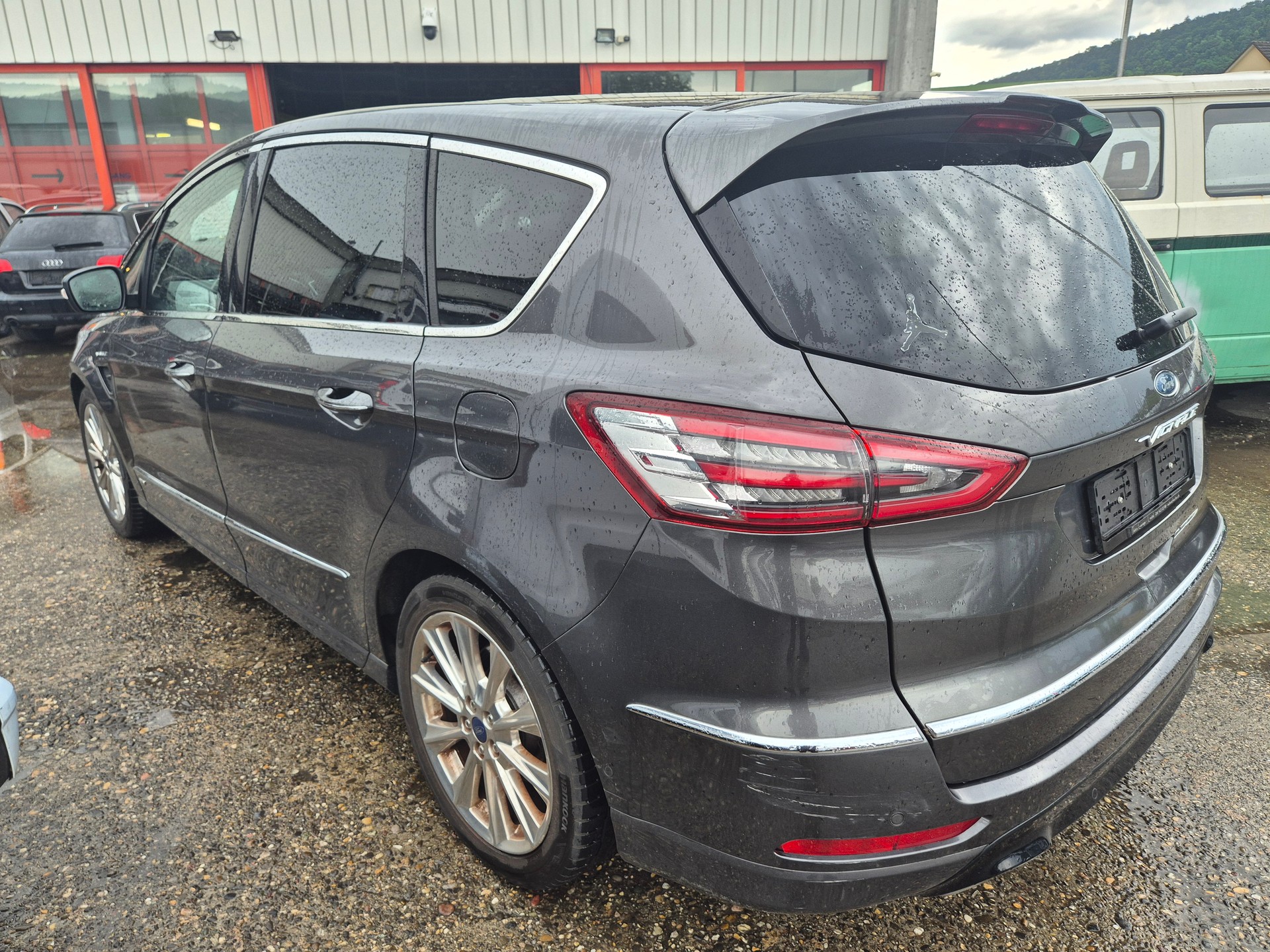 FORD S-Max 2.0 TDCi Vignale AWD PowerShift-image-5