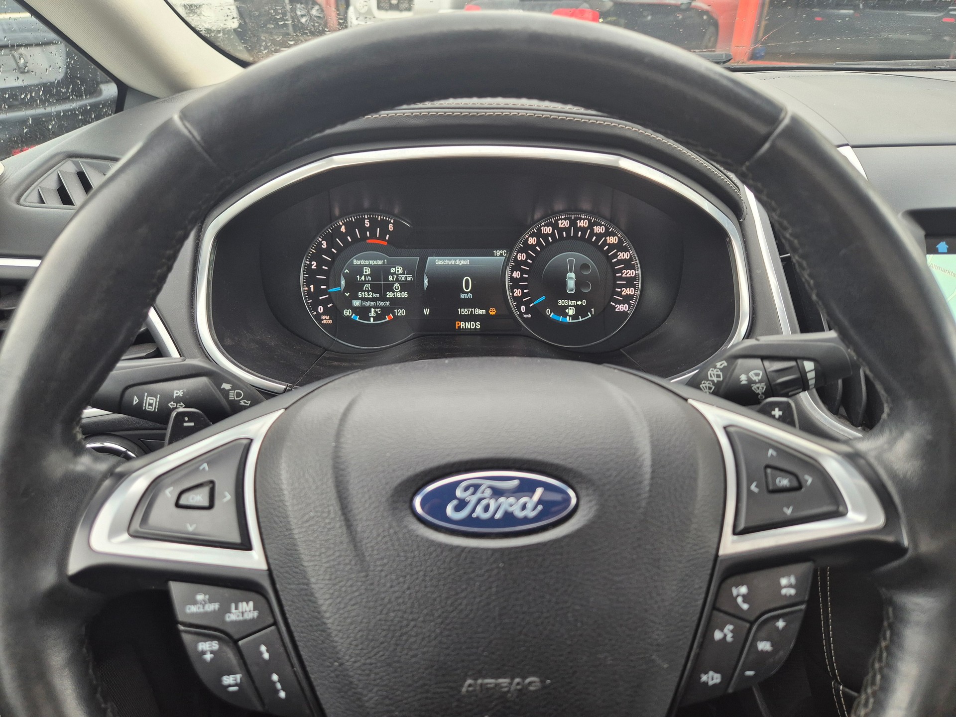 FORD S-Max 2.0 TDCi Vignale AWD PowerShift-image-11