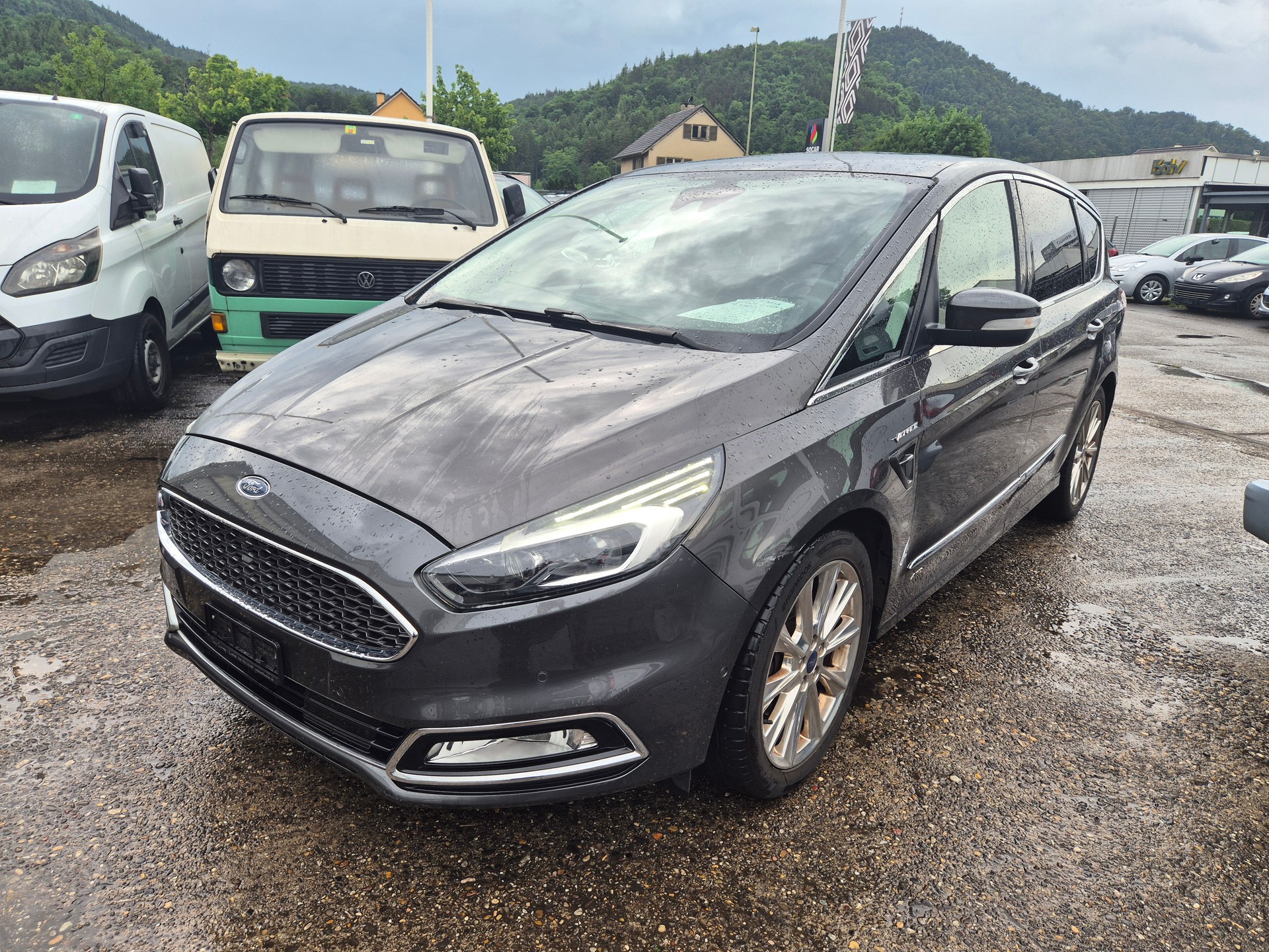 FORD S-Max 2.0 TDCi Vignale AWD PowerShift-image-1