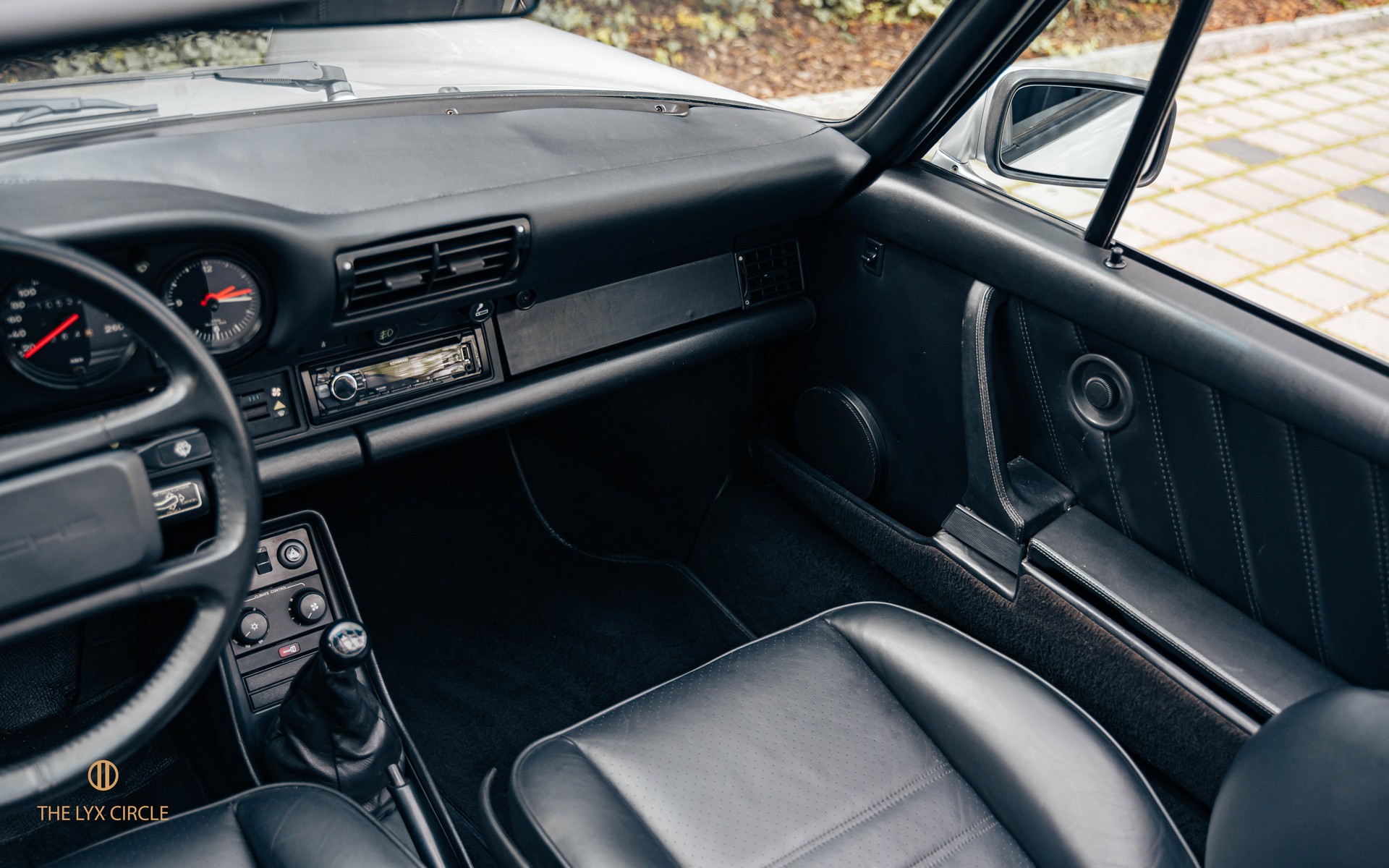 PORSCHE 911 Carrera Targa-image-14