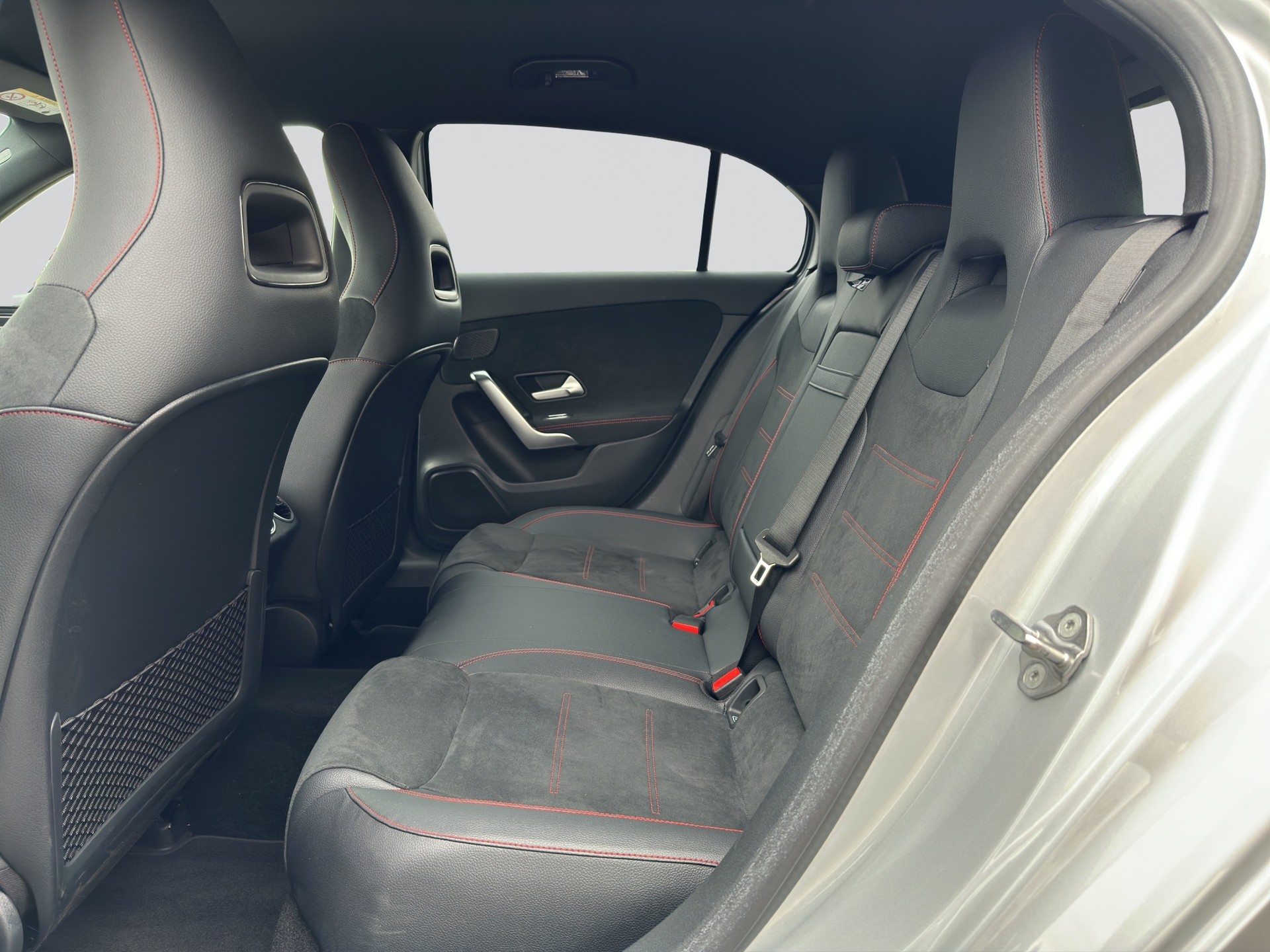MERCEDES-BENZ A 200 AMG Night 7G-DCT-image-7