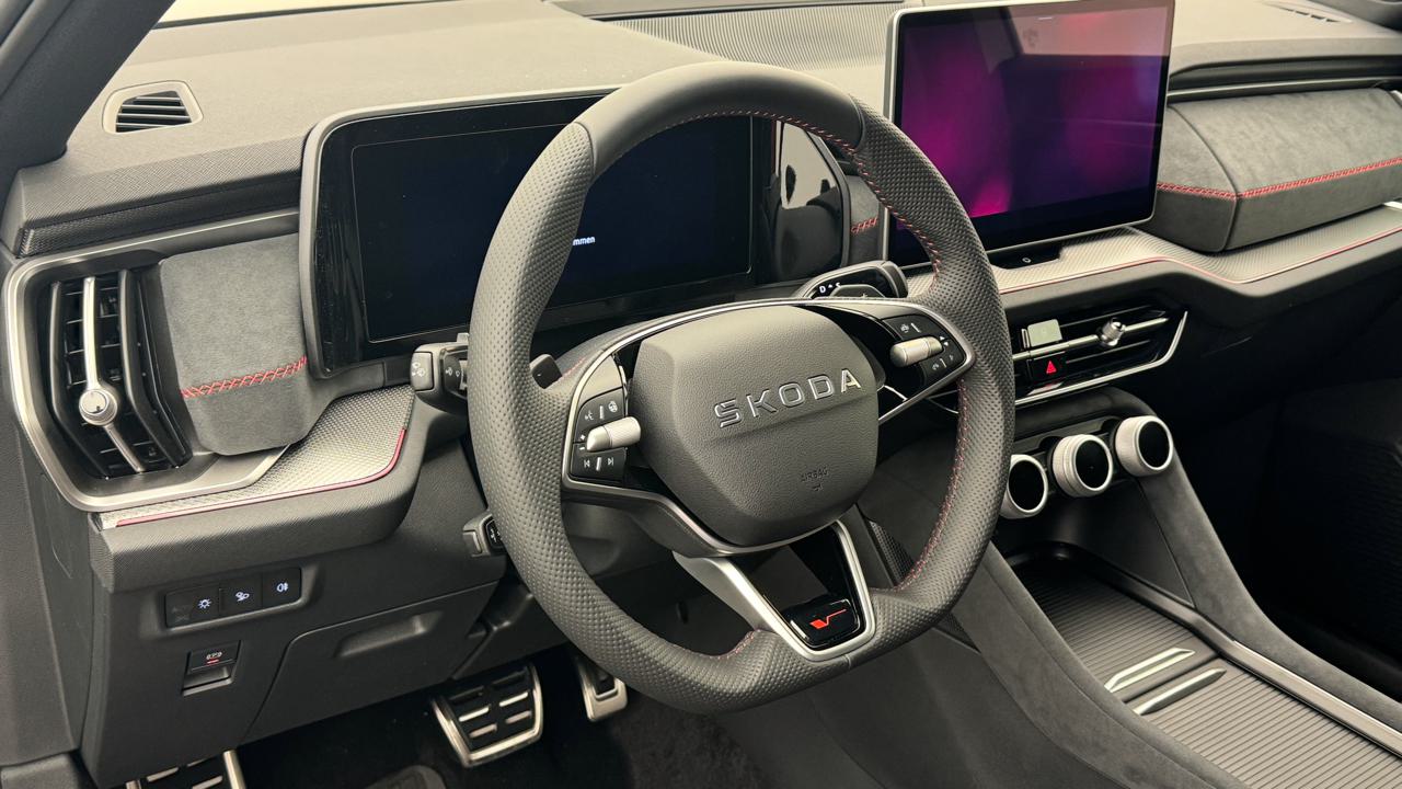 SKODA Kodiaq 2.0 TSI RS 4x4-image-6