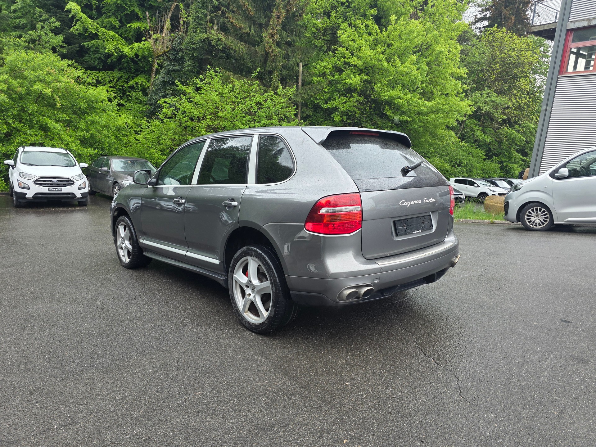 PORSCHE Cayenne Turbo-image-4