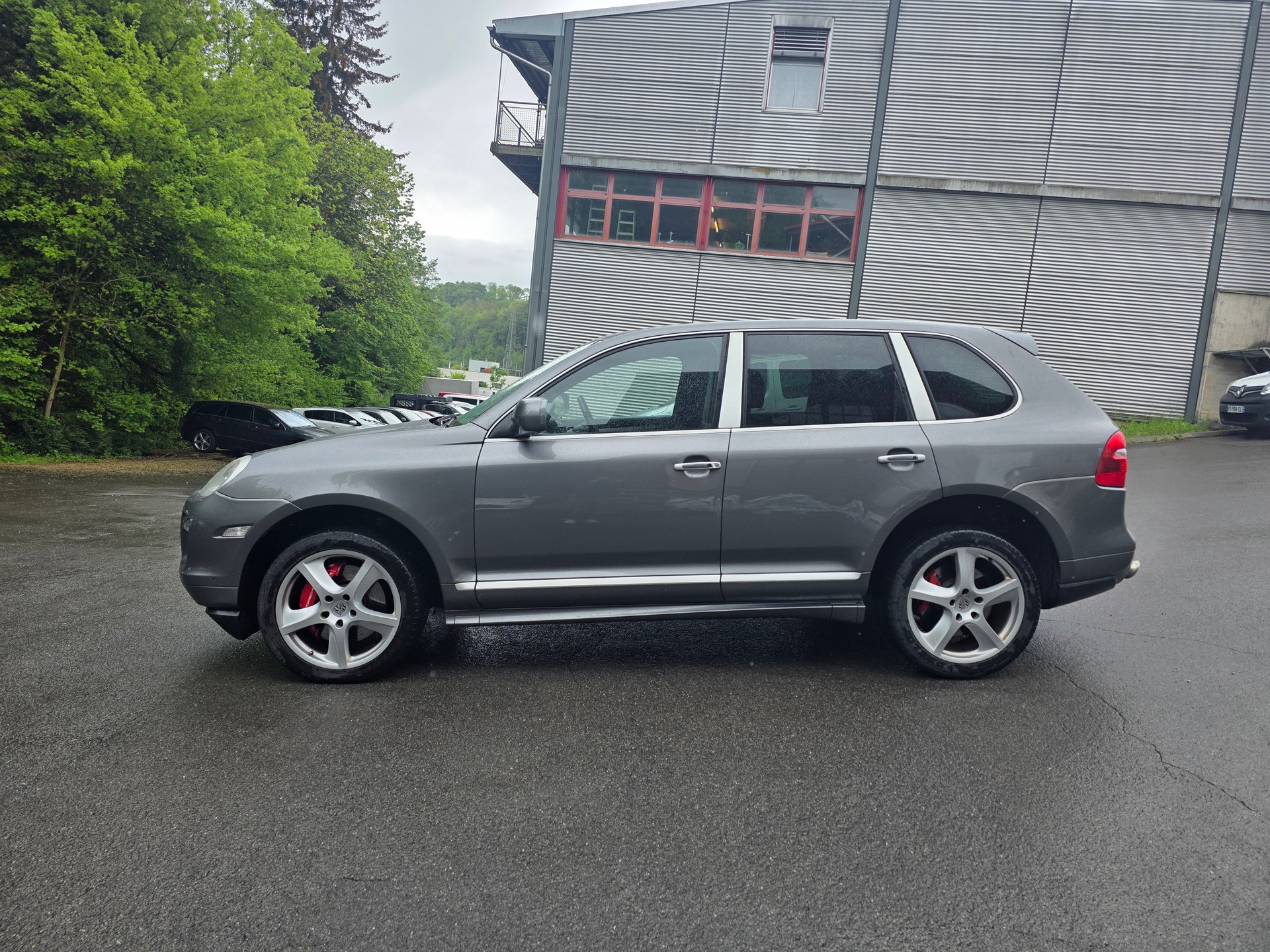 PORSCHE Cayenne Turbo-image-1