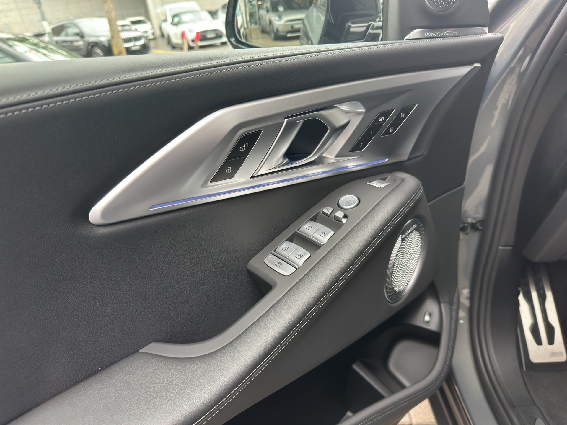BMW XM xDrive PHEV Steptronic Label-image-10