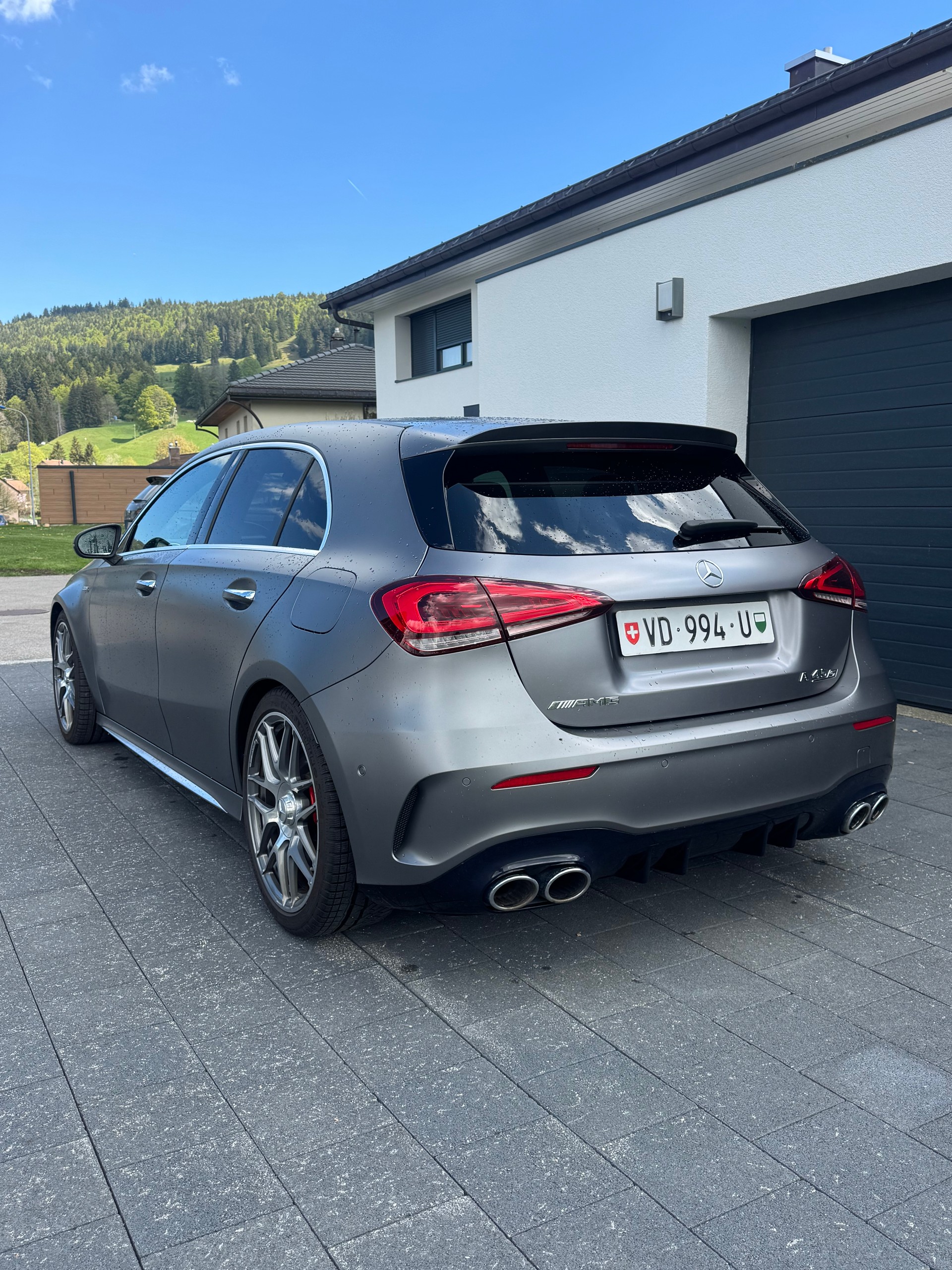 MERCEDES-BENZ A 45 S AMG 4Matic+ Speedshift-image-5