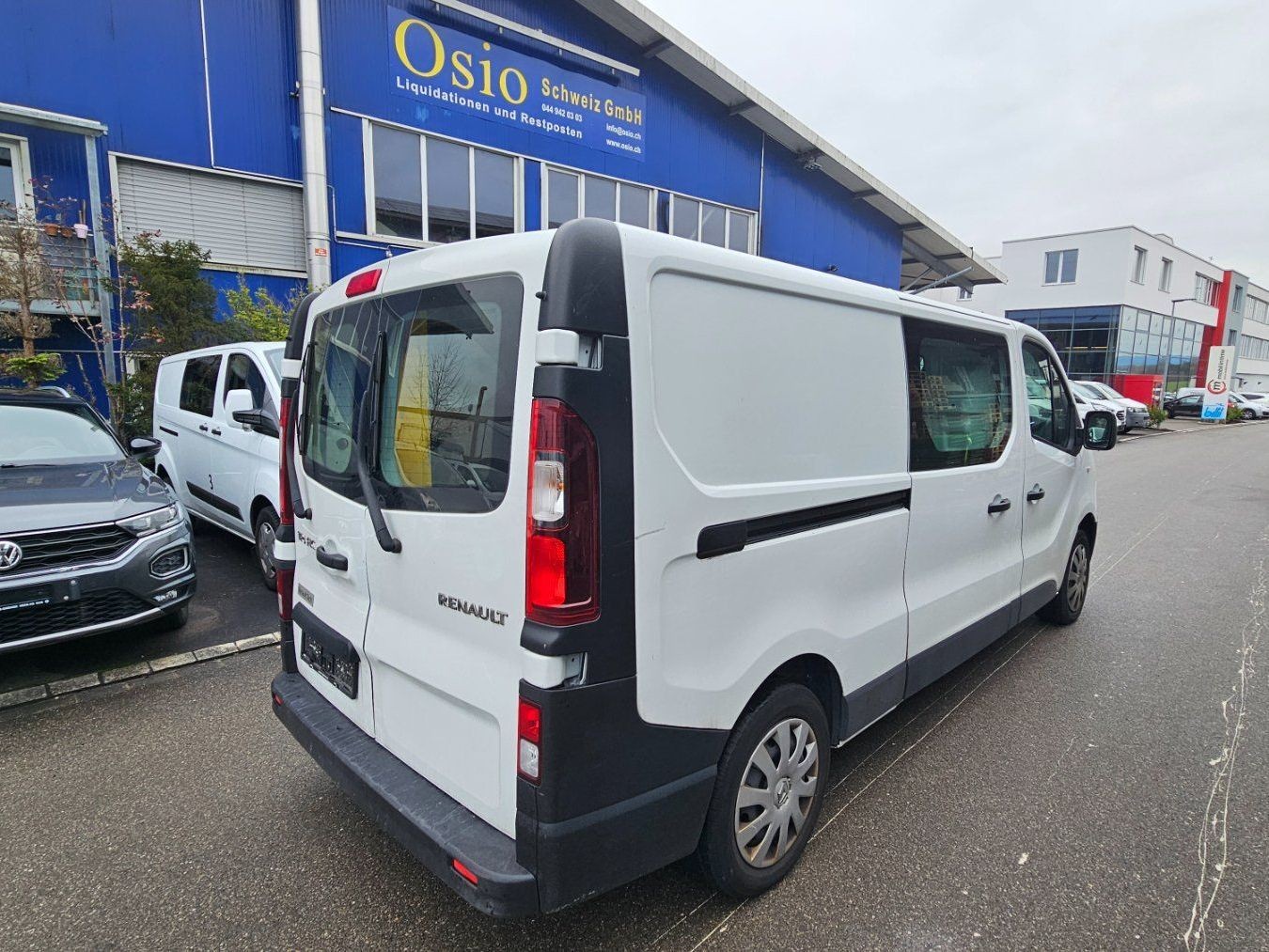 RENAULT Trafic 2.0 dCi 120 3.0t Access L2H1-image-3