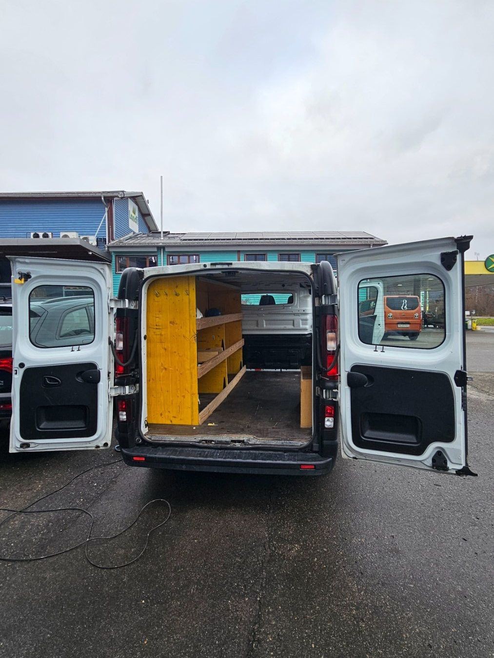 RENAULT Trafic 2.0 dCi 120 3.0t Access L2H1-image-5