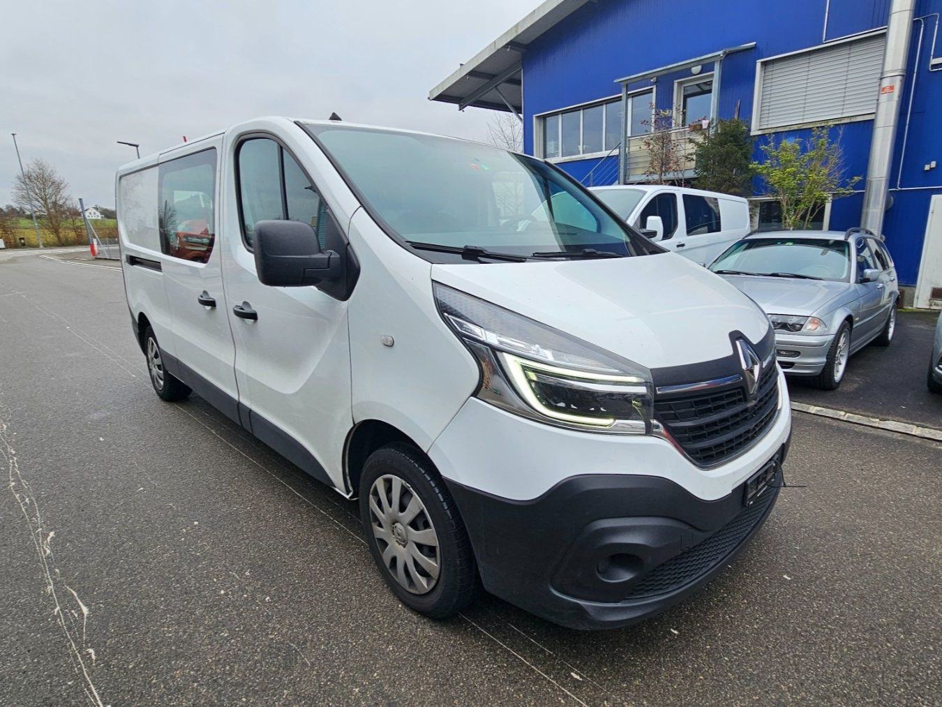 RENAULT Trafic 2.0 dCi 120 3.0t Access L2H1-image-1