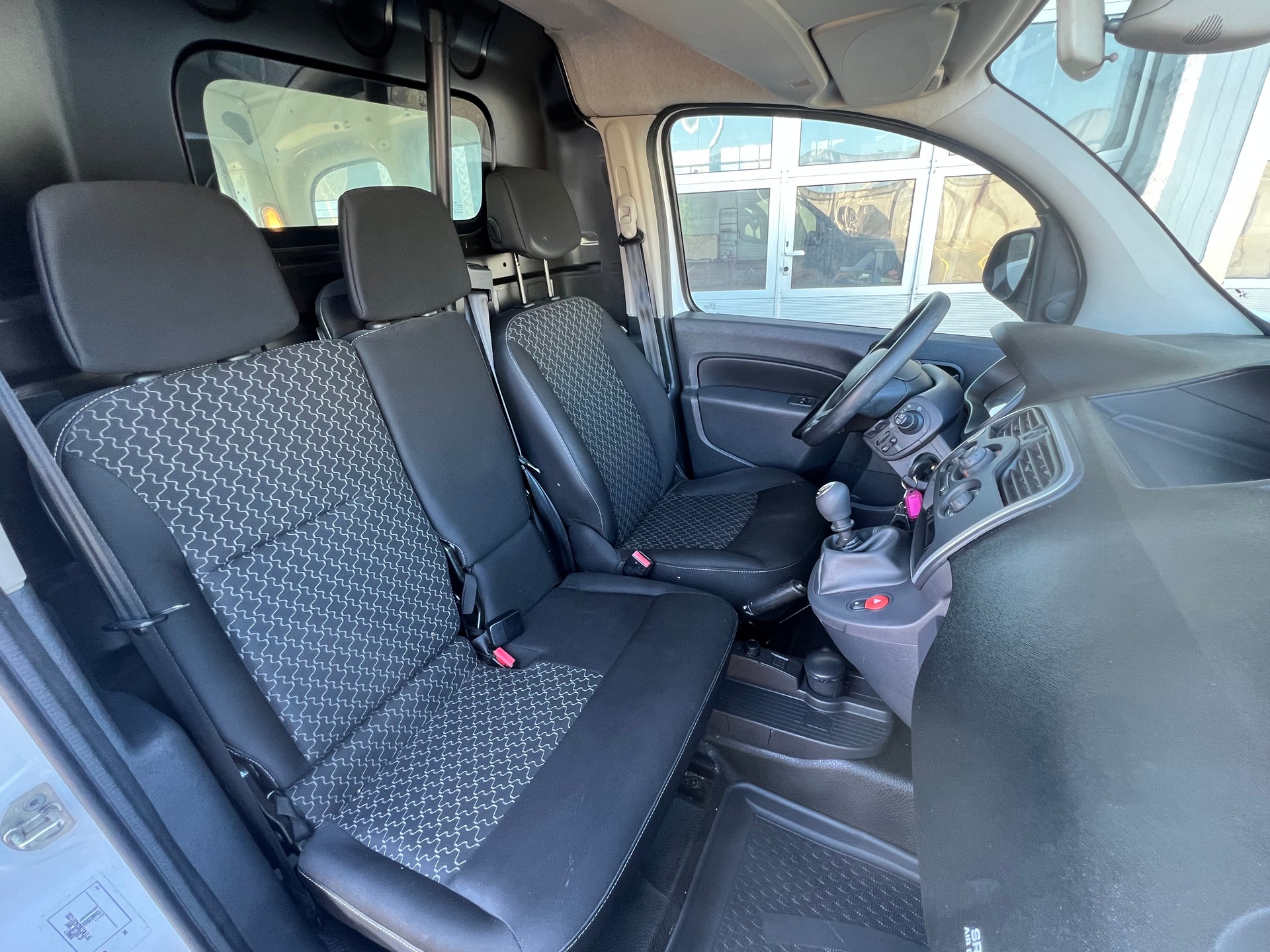 RENAULT Kangoo Medium TCe 115 ENERGY Business-image-6