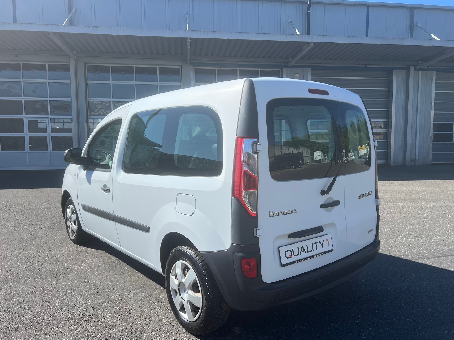 RENAULT Kangoo Medium TCe 115 ENERGY Business-showroom-element-3