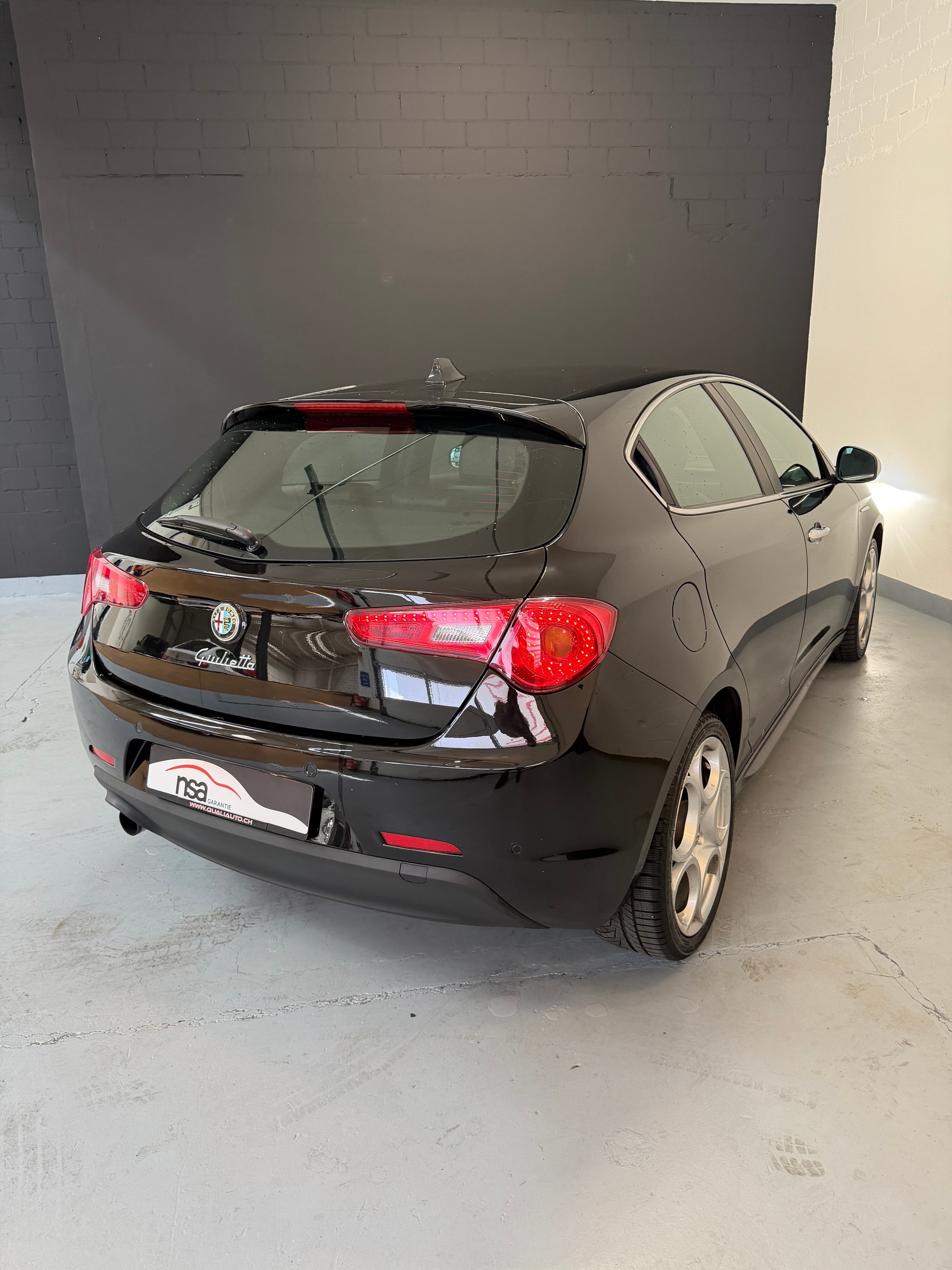 ALFA ROMEO Giulietta 1.4 MultiAir Progression TCT ***CH-Fahrzeug***-image-6