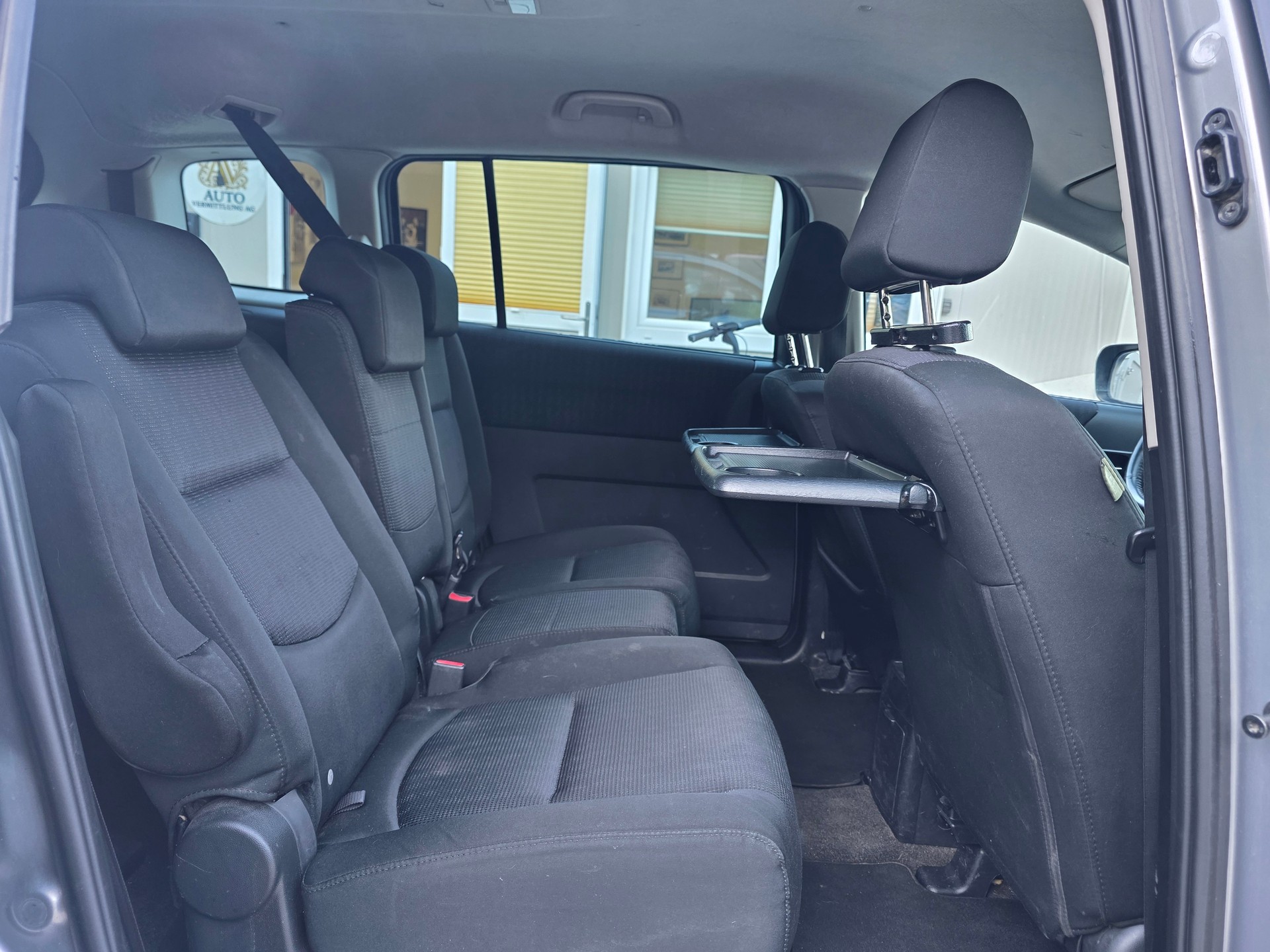 MAZDA 5 2.0 16V Confort / *** Frisch ab MFK / Frisch ab Service / Gratis Lieferung / 7-Platz ***-image-16