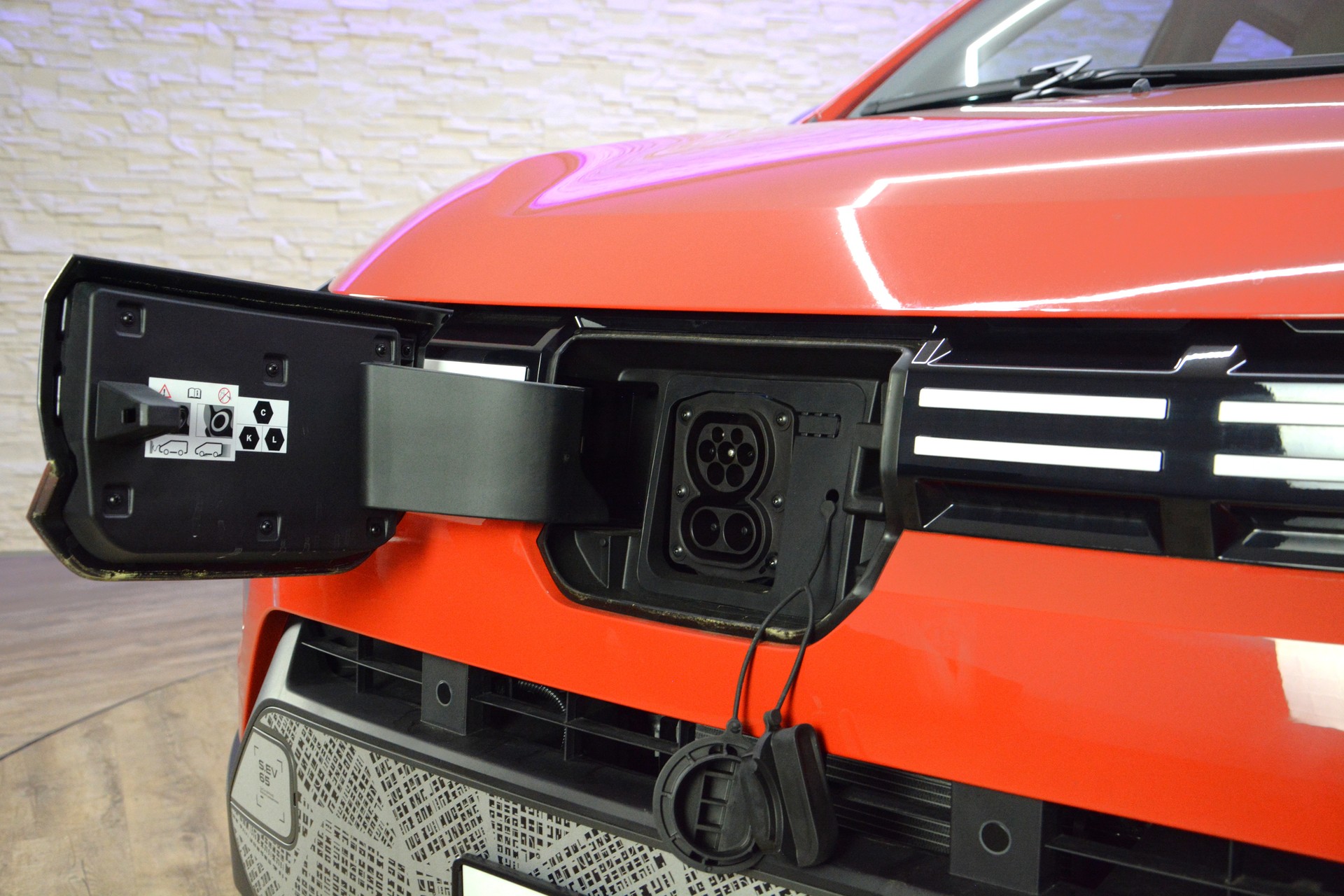 DACIA Spring Extreme *CCS-Ladeanschluss*-image-20