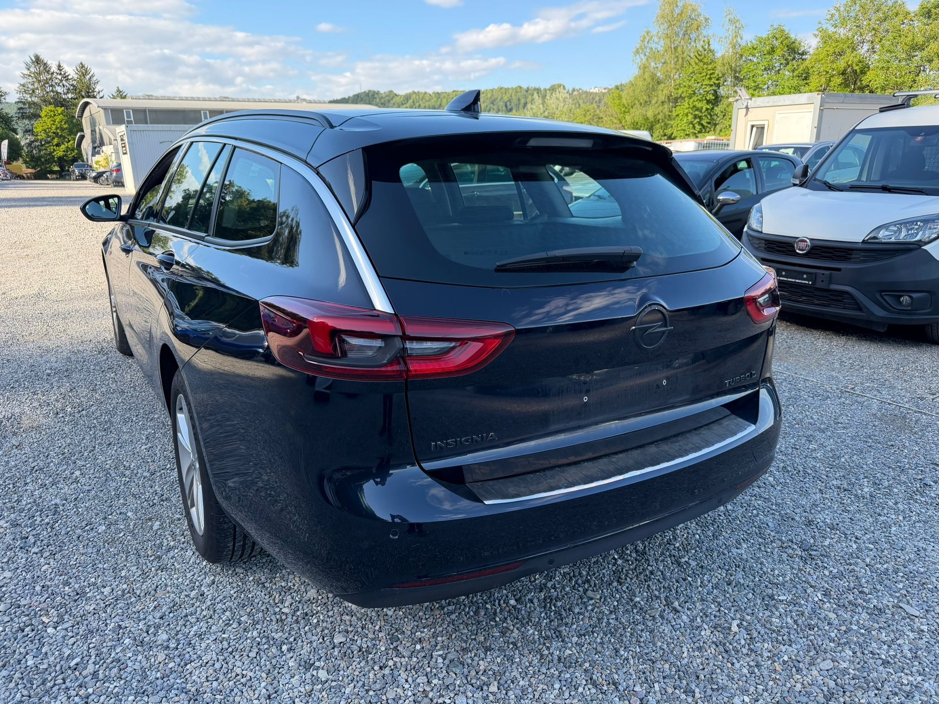 OPEL Insignia 2.0 CDTI Sports Tourer Edition-image-6