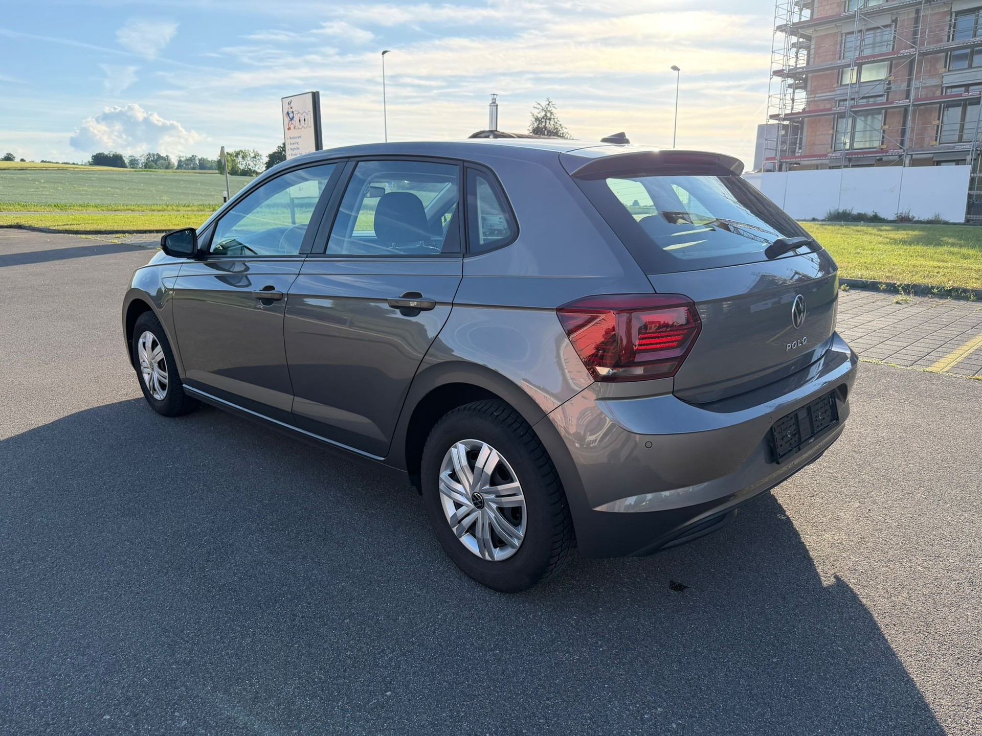 VW Polo 1.0 BMT Value-image-4