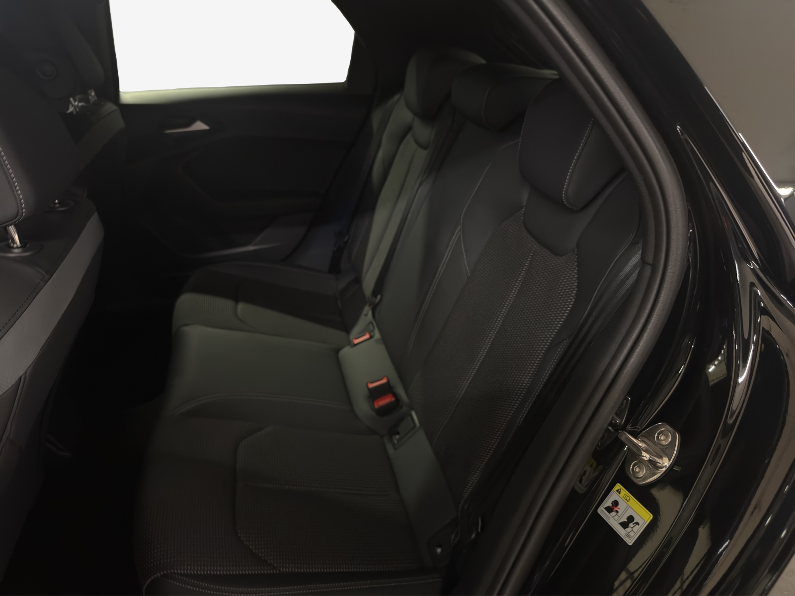 AUDI A1 Sportback 30 TFSI S-tronic-image-9