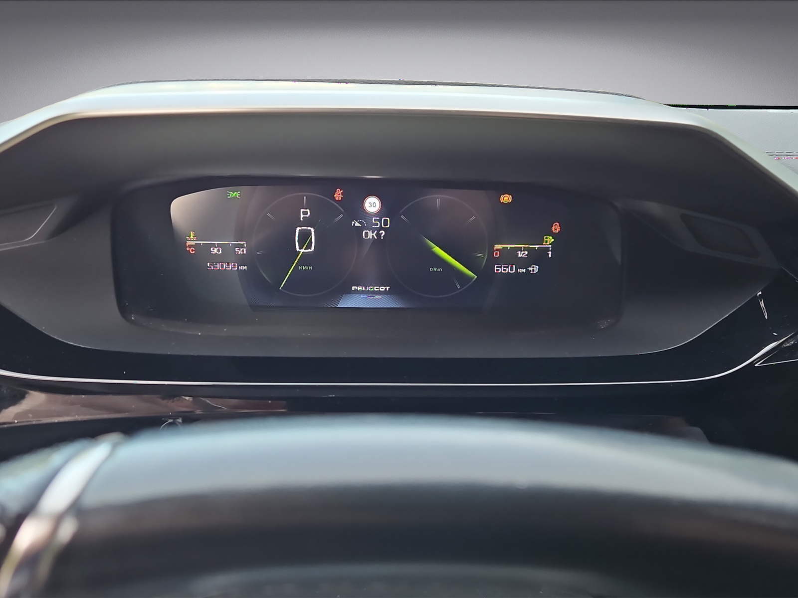 PEUGEOT 308 1.2 Pure Tech GT EAT8-image-14