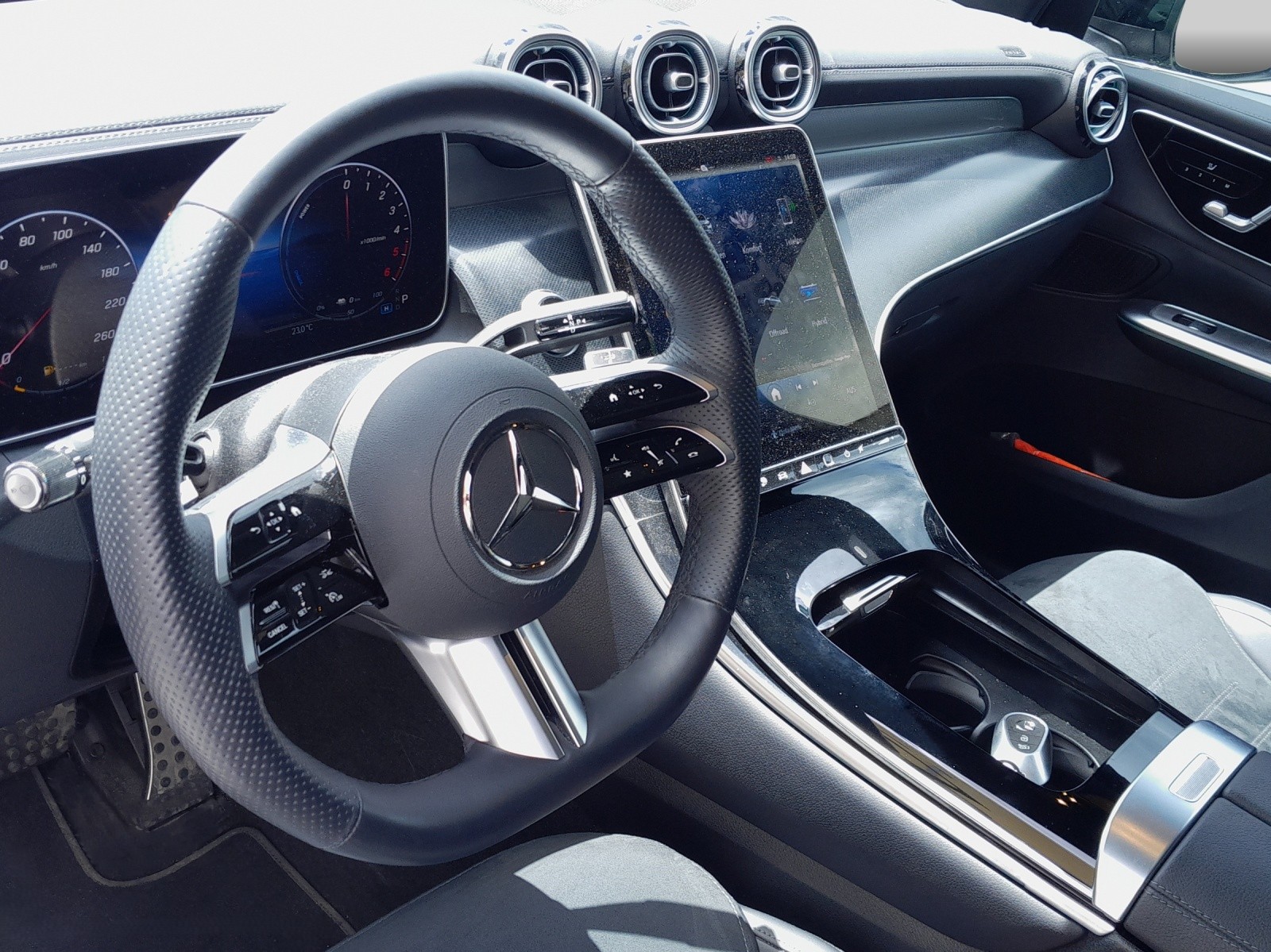 MERCEDES-BENZ GLC 300 de 4Matic 9G-Tronic-image-7