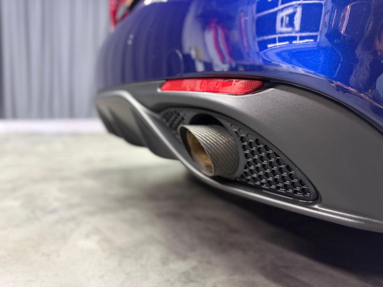 ALFA ROMEO Giulia 2.0 Veloce TI Q4 Automatic | Carbon | Ragazzon Auspuff | H&R Federn-image-13