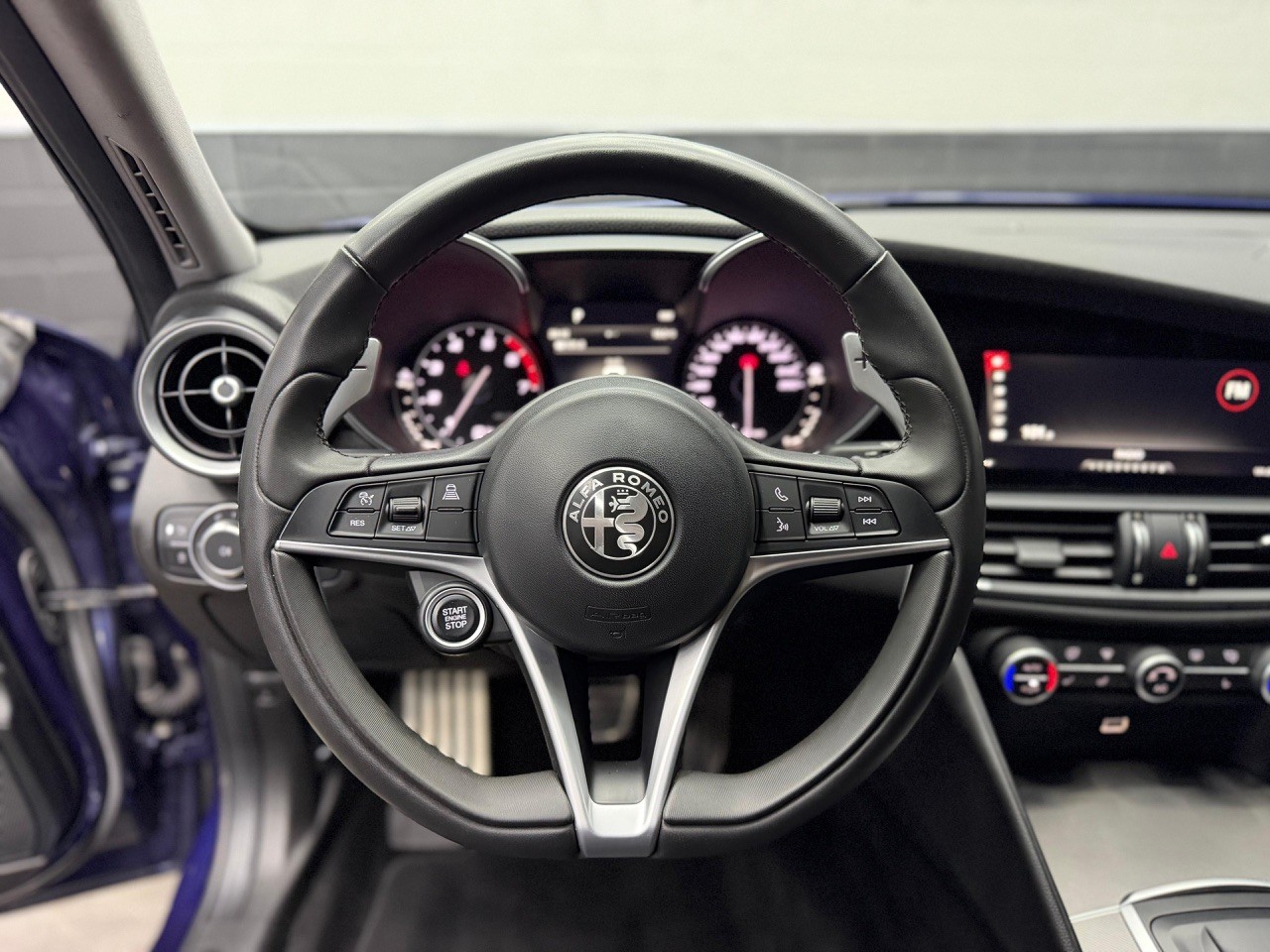ALFA ROMEO Giulia 2.0 Veloce TI Q4 Automatic | Carbon | Ragazzon Auspuff | H&R Federn-image-18