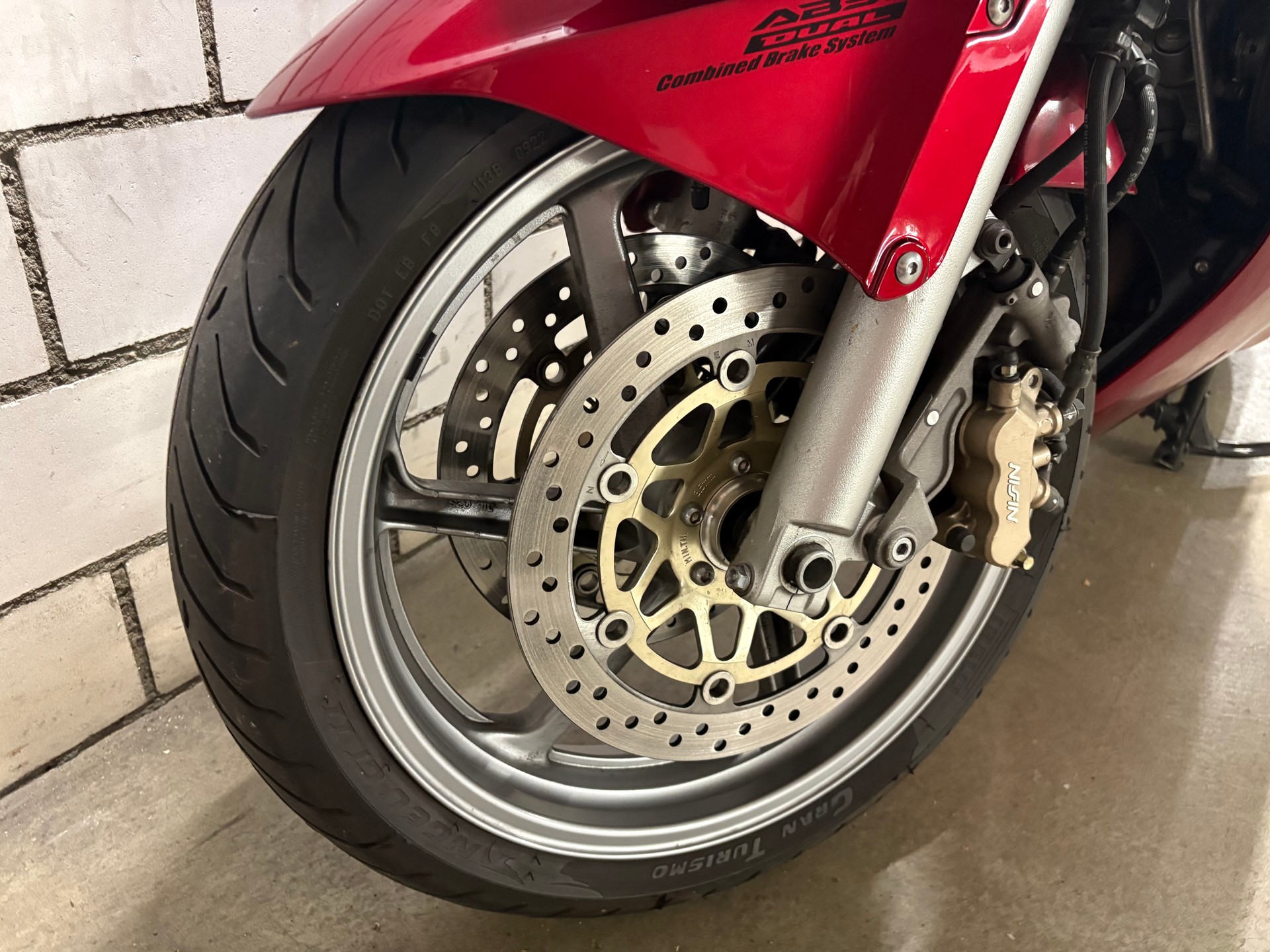 HONDA VFR 800 FI ABS-image-6