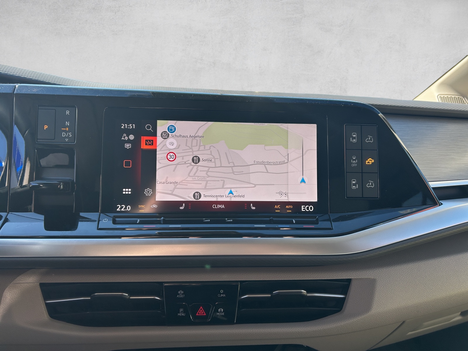 VW California eHybrid Ocean 4Motion-image-11