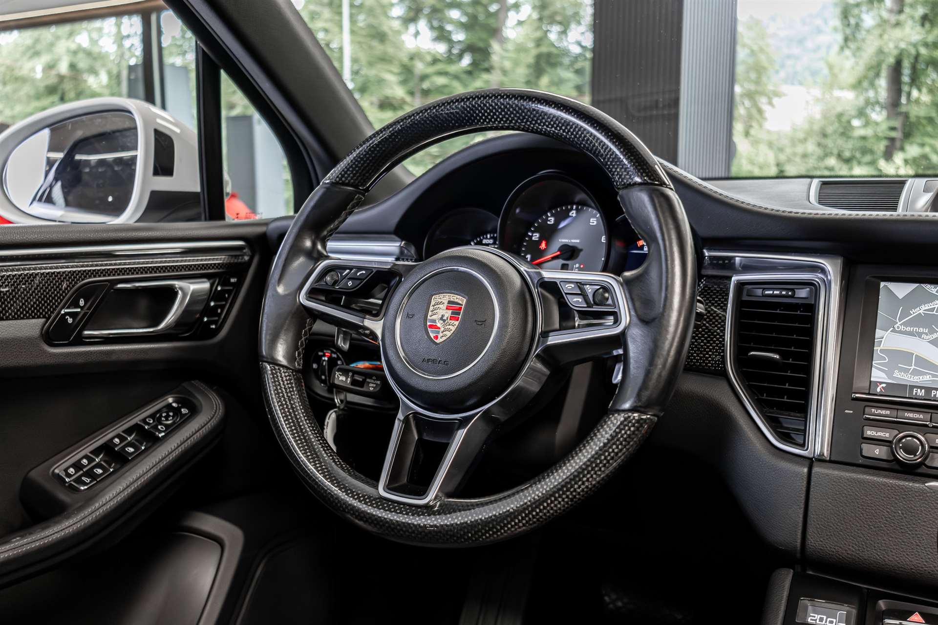 PORSCHE Macan S PDK-image-7