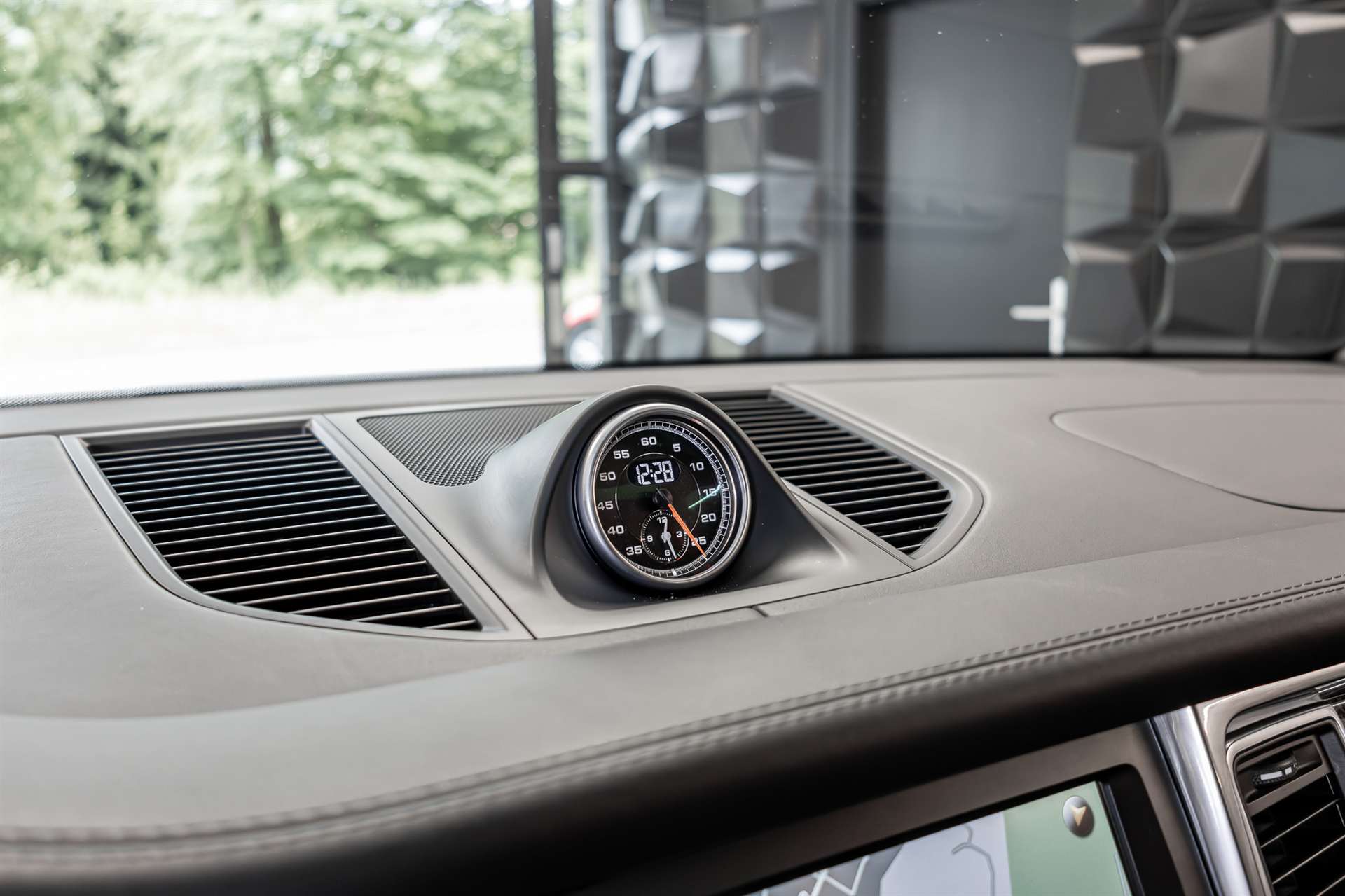 PORSCHE Macan S PDK-image-20
