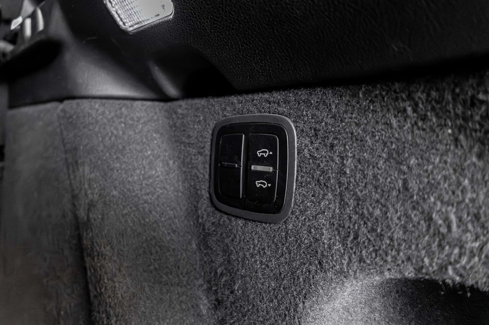 PORSCHE Macan S PDK-image-27