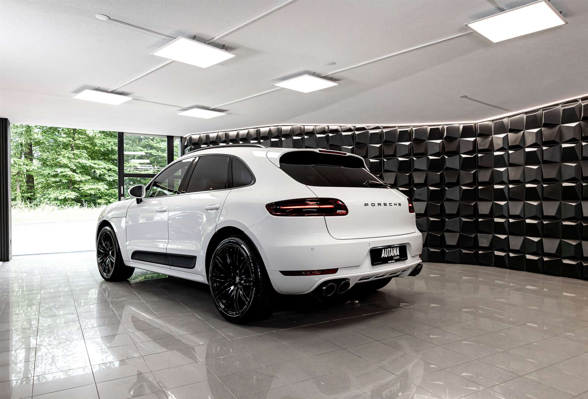 PORSCHE Macan S PDK-image-2