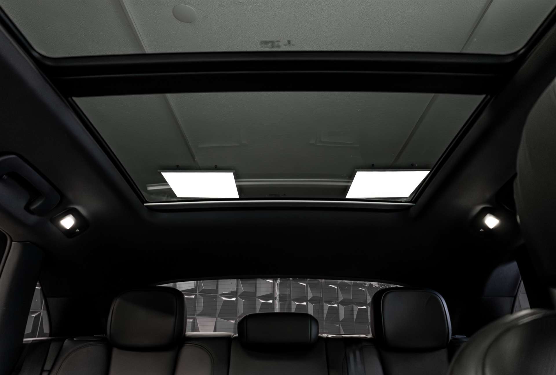 PORSCHE Macan S PDK-image-19