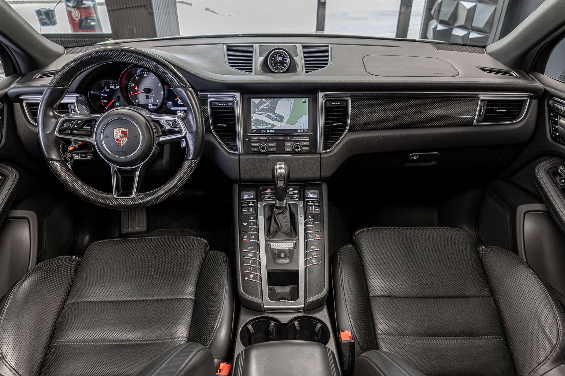 PORSCHE Macan S PDK-image-5