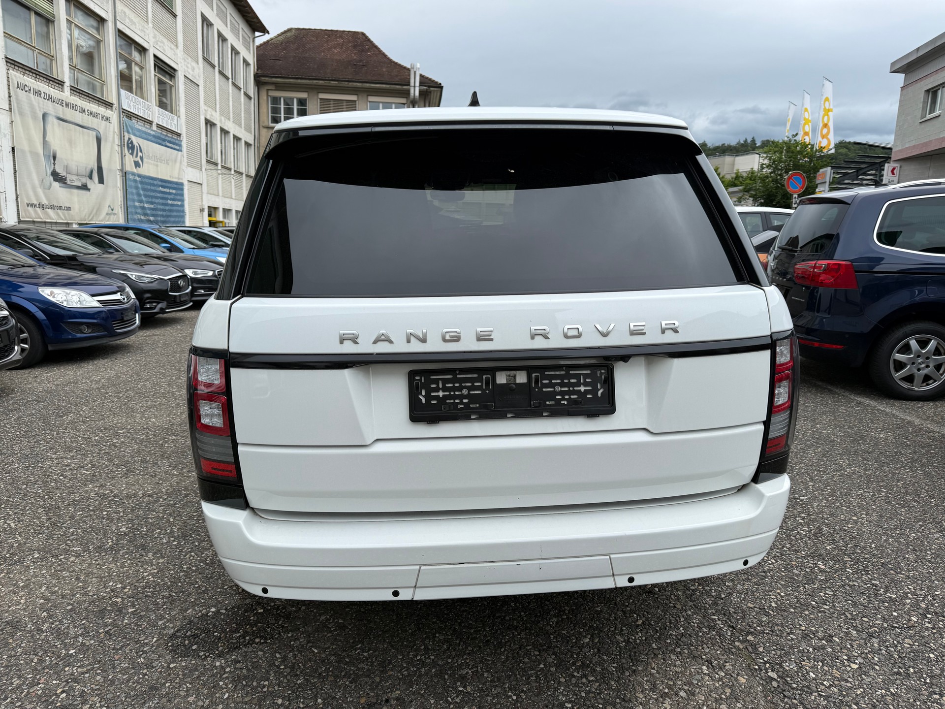 LAND ROVER Range Rover 3.0 TDV6 Vogue Automatic-image-3