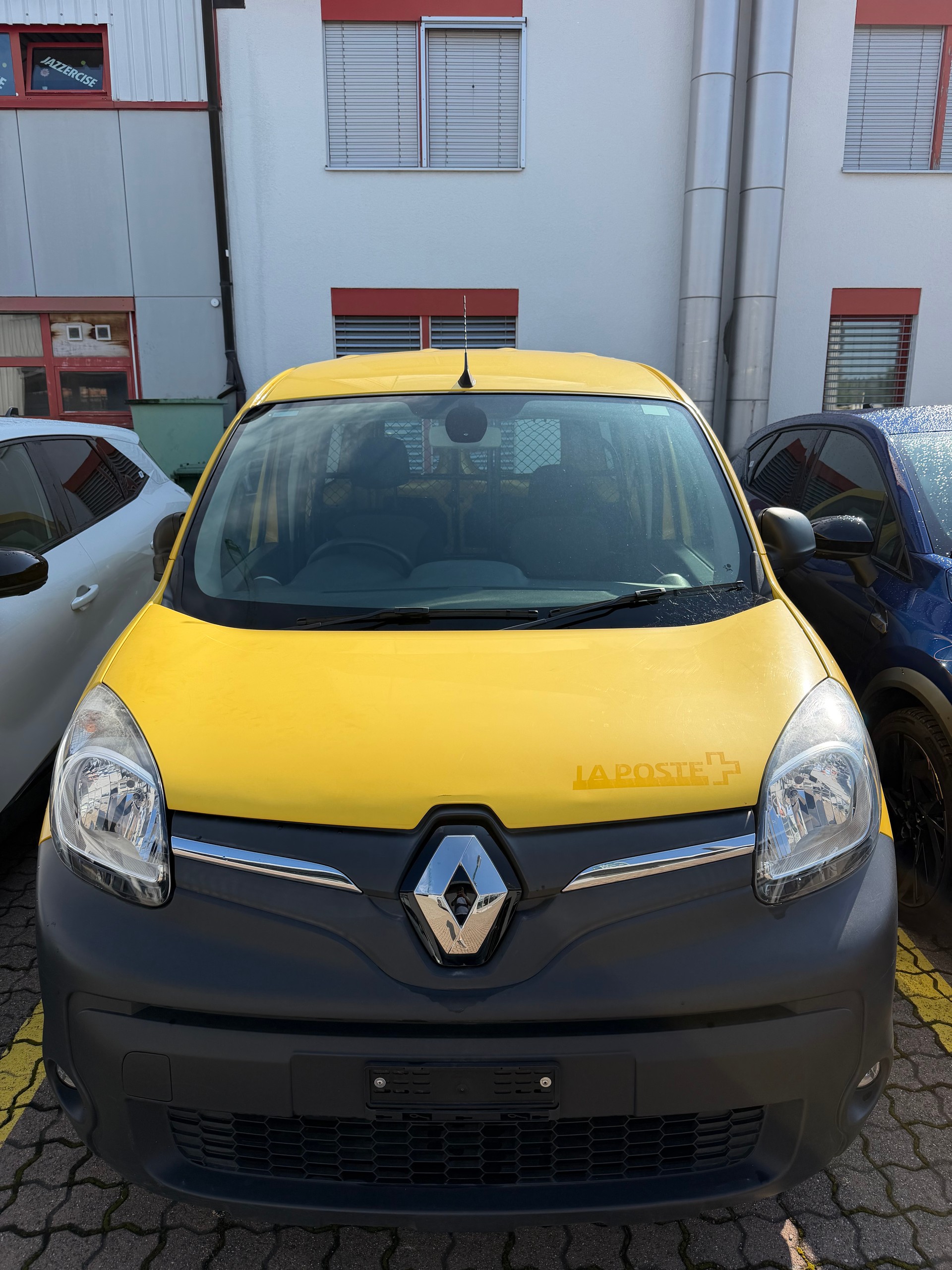 RENAULT Kangoo Maxi Z.E. 33 R60 Access Pack Mod .Rechtslenker Fahrzeug 2 pl.-image-0
