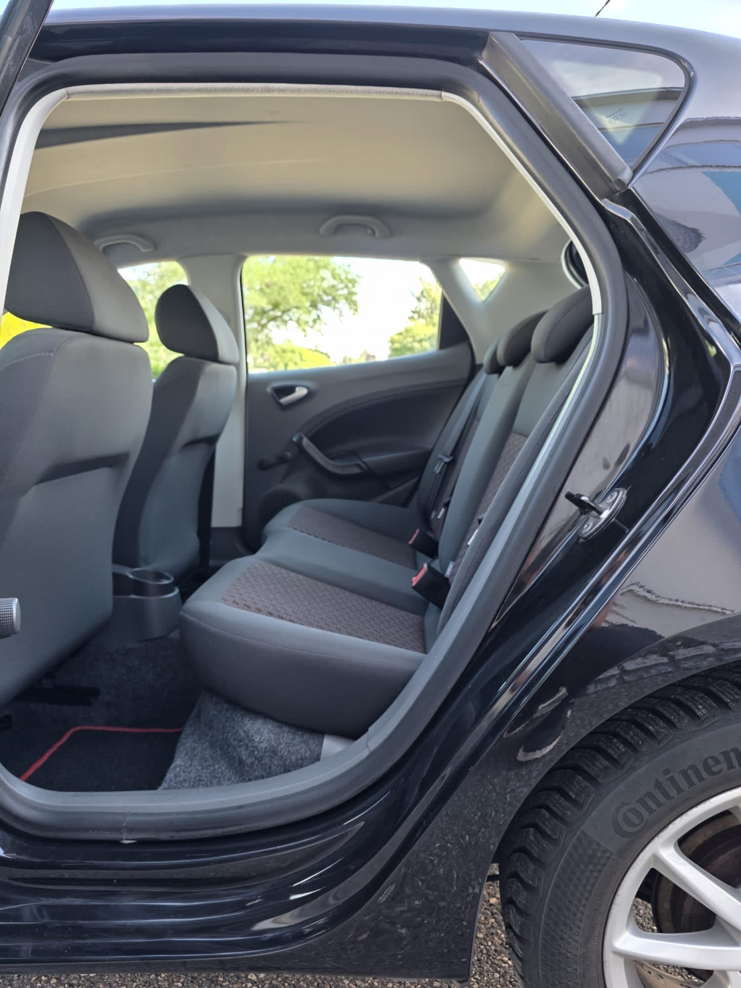 SEAT Ibiza 1.4 Reference-image-10