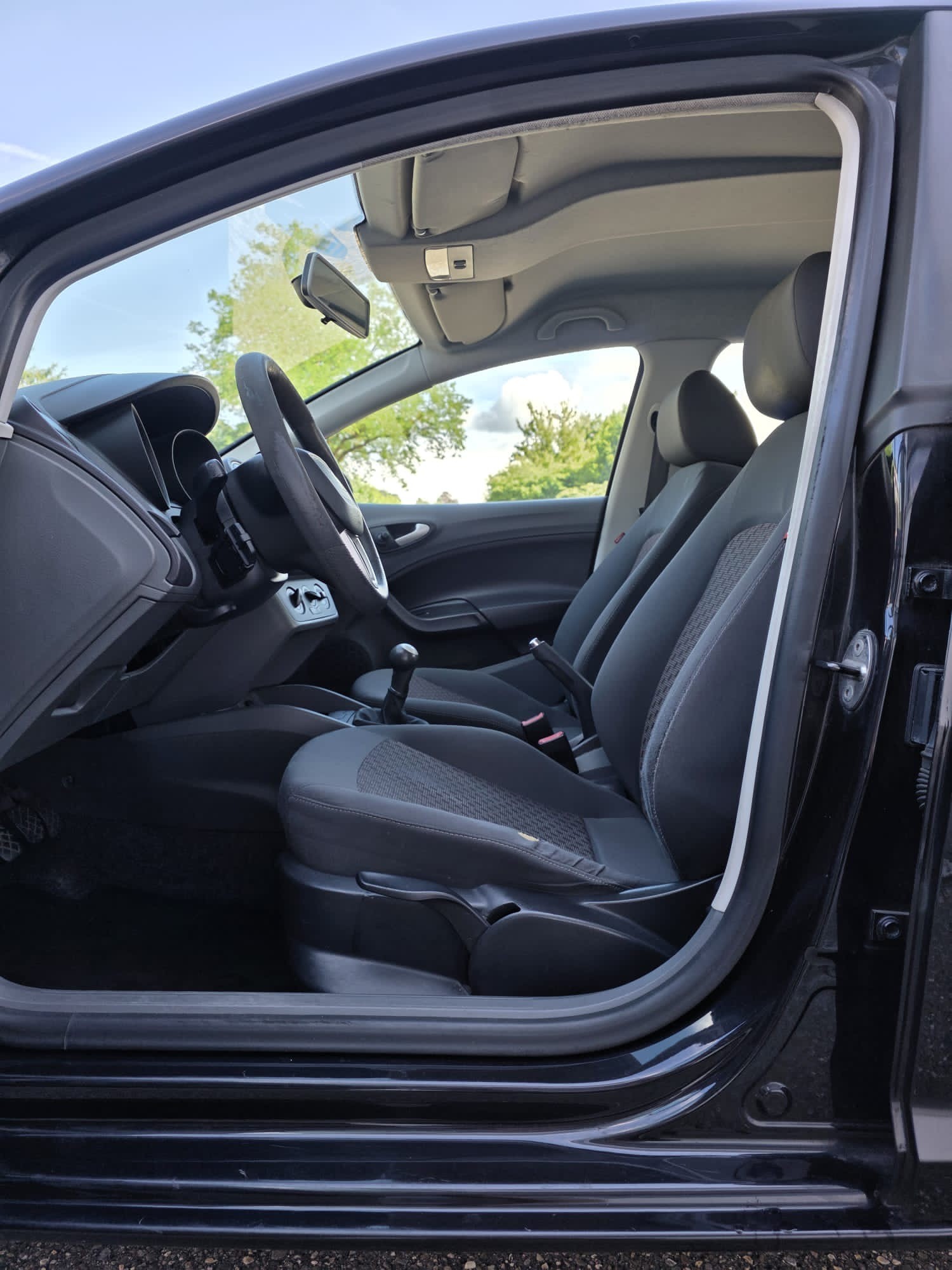 SEAT Ibiza 1.4 Reference-image-7