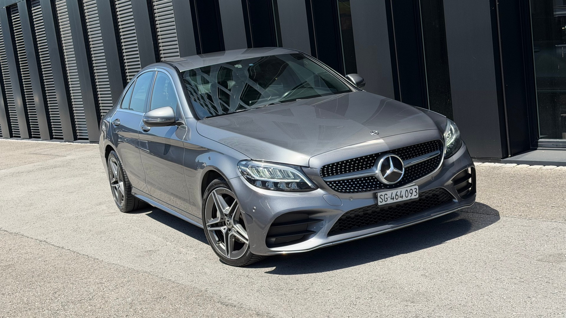 MERCEDES-BENZ C 220 d AMG Line 9G-Tronic♦️1.Hand*CH Fahrzeug*Servicegepflegt♦️-image-2