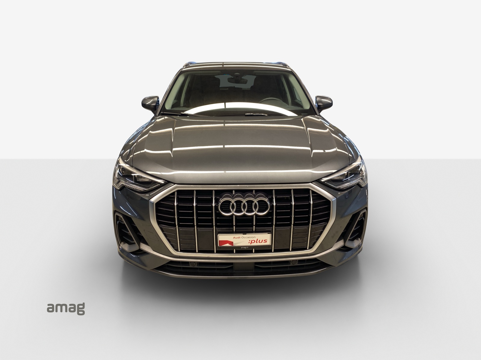 AUDI Q3 35 TFSI S line Attraction S-tronic-image-6