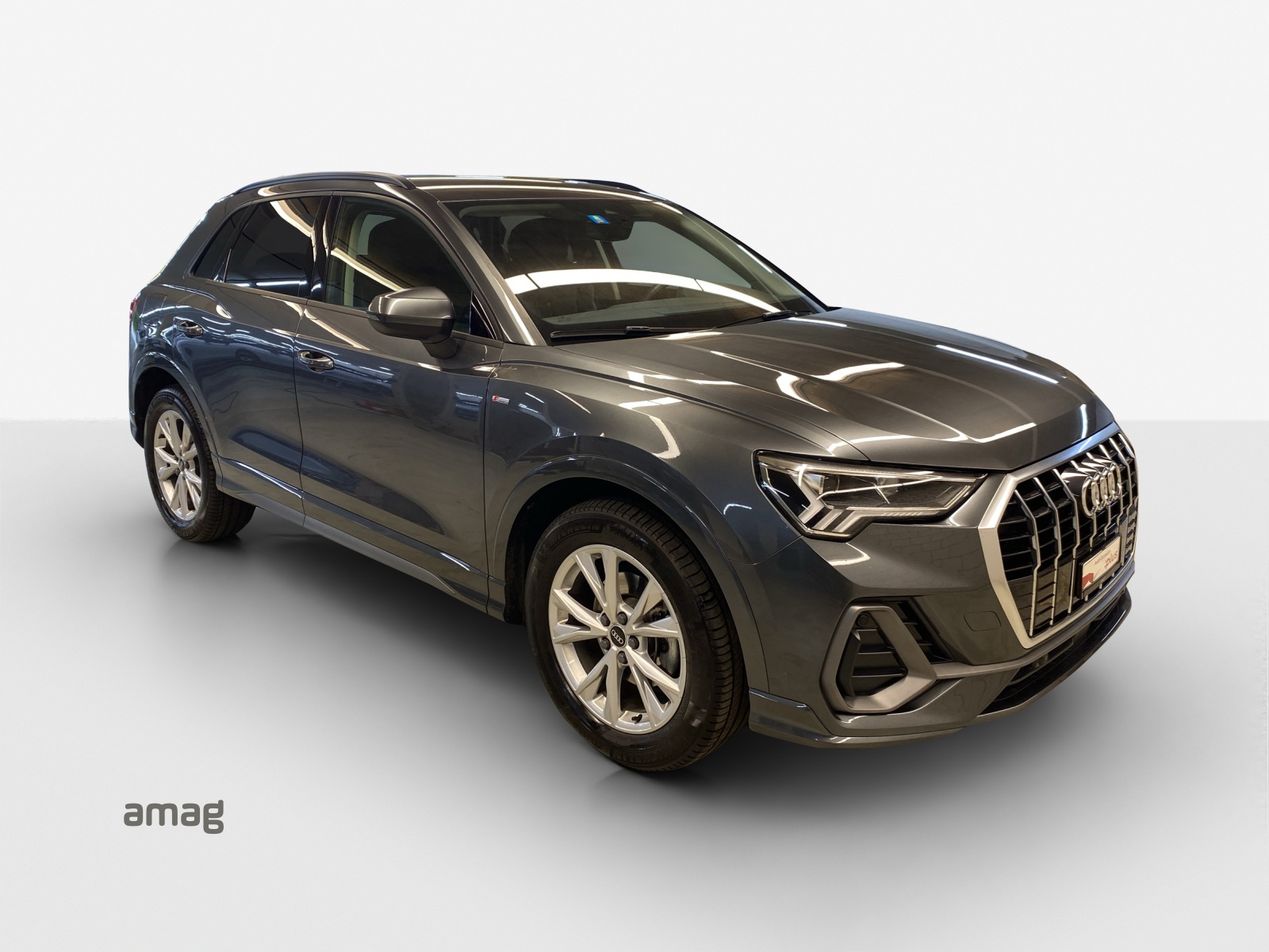 AUDI Q3 35 TFSI S line Attraction S-tronic-image-5